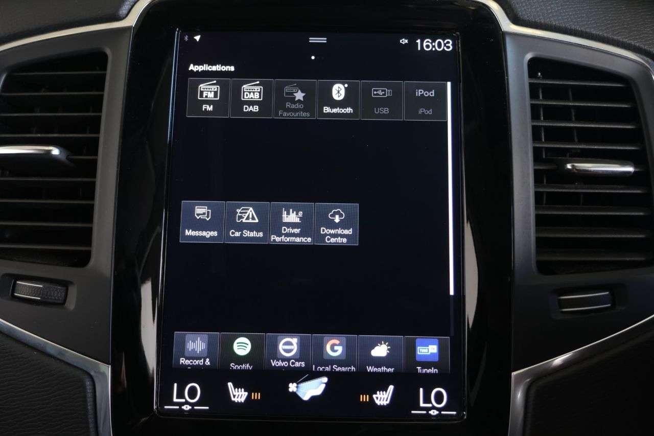 2022 VOLVO XC90 2022 VOLVO XC90