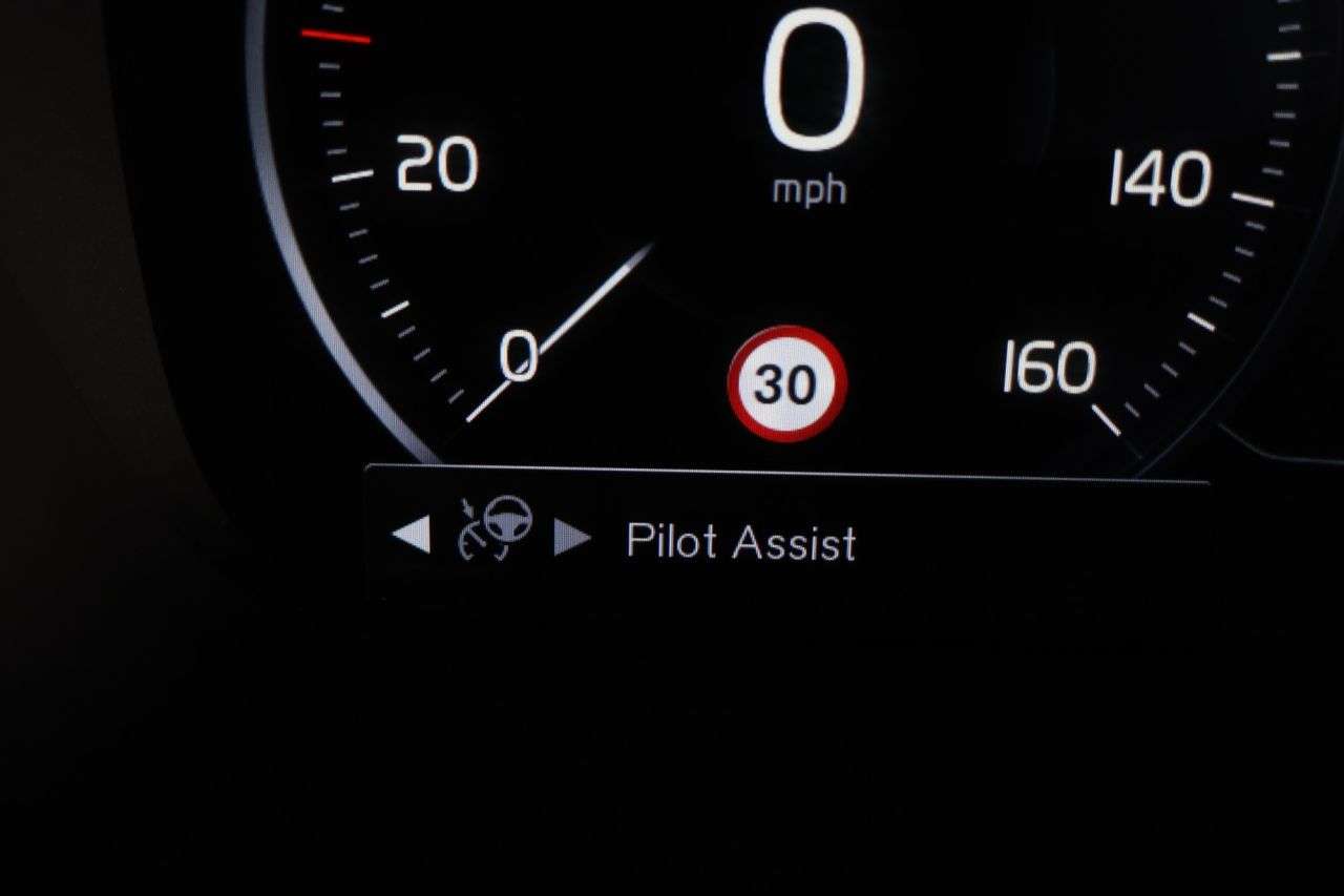 2022 VOLVO XC90 2022 VOLVO XC90