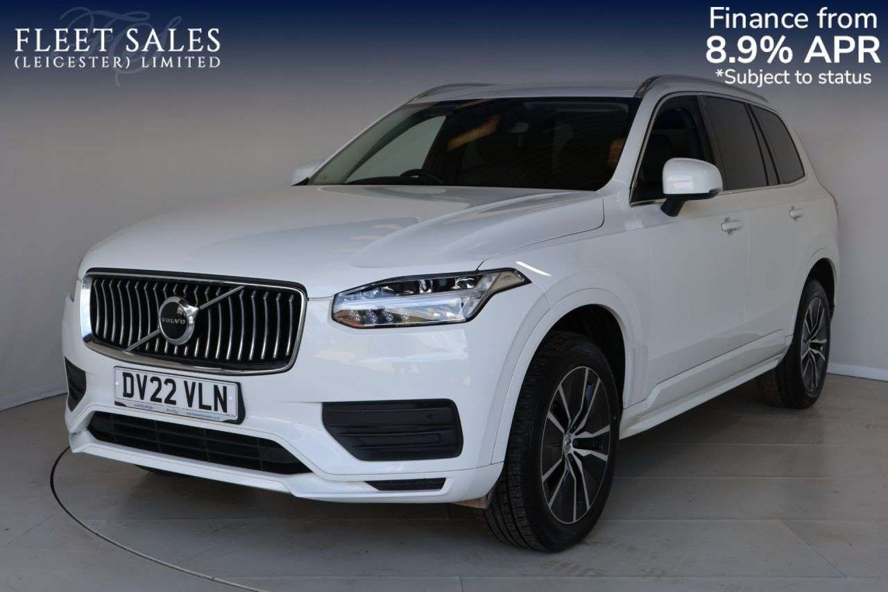 A 2022 VOLVO XC90 2.0 B5 MHEV Momentum SUV 5dr Diesel Hybrid Auto 4WD Euro 6 (s/s) (235 ps) P A 2022 VOLVO XC90 2.0 B5 MHEV Momentum SUV 5dr Diesel Hybrid Auto 4WD Euro 6 (s/s) (235 ps) P