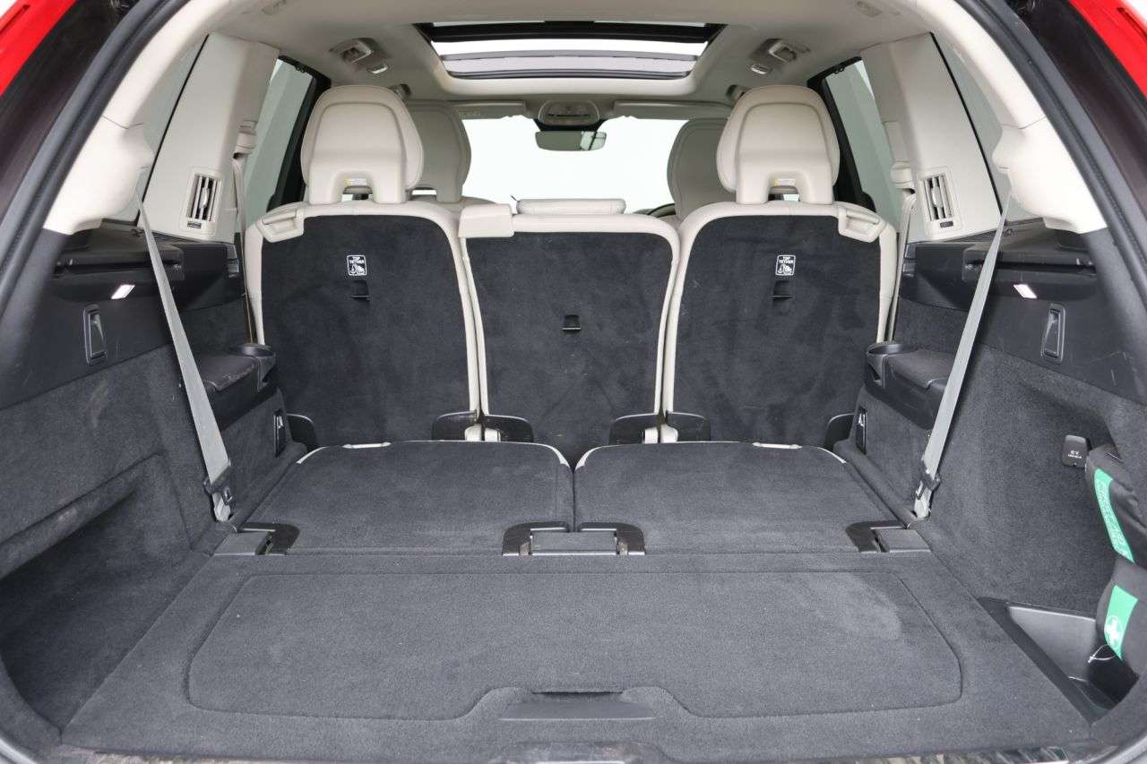 2023 VOLVO XC90 2023 VOLVO XC90
