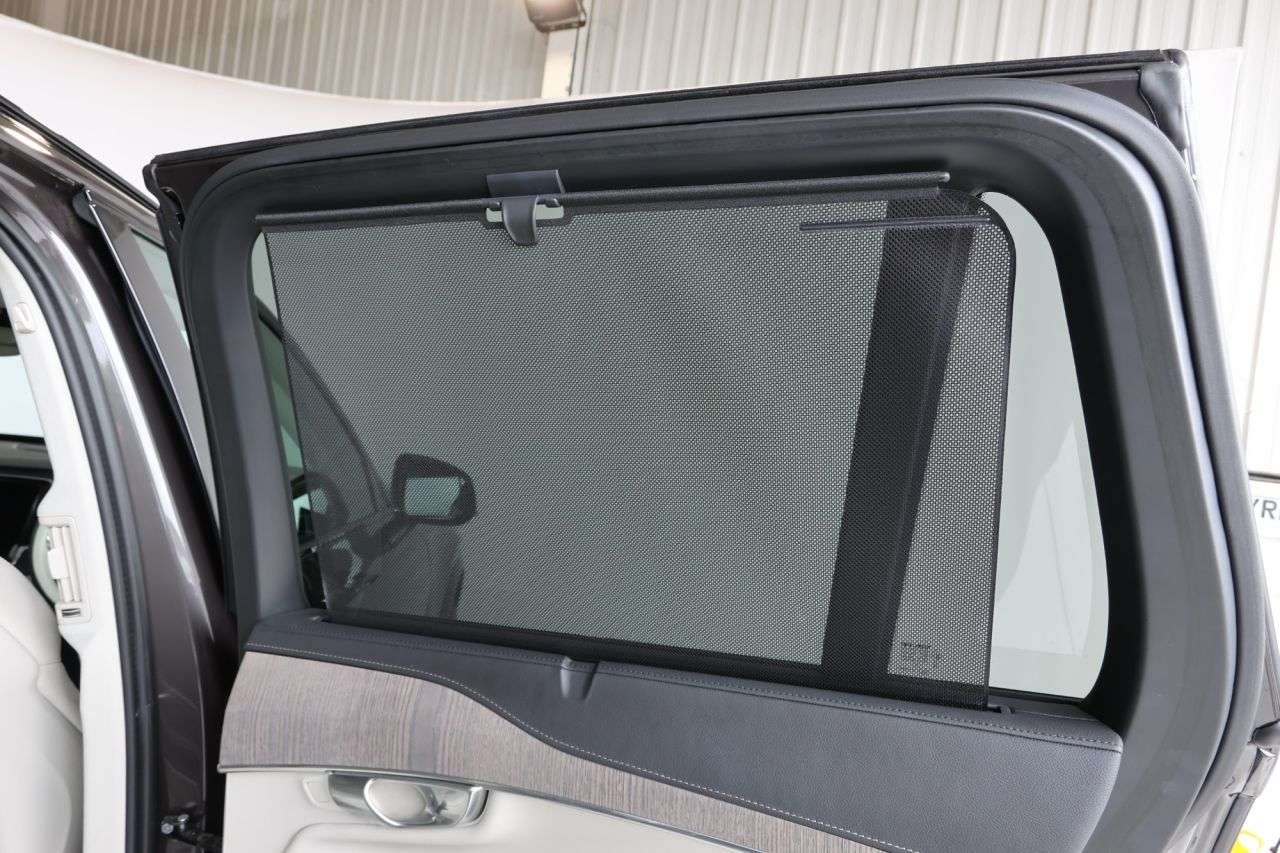 2023 VOLVO XC90 2023 VOLVO XC90
