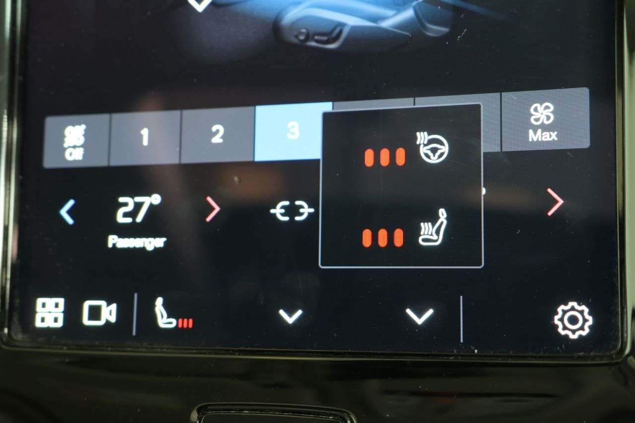 2023 VOLVO XC90 2023 VOLVO XC90