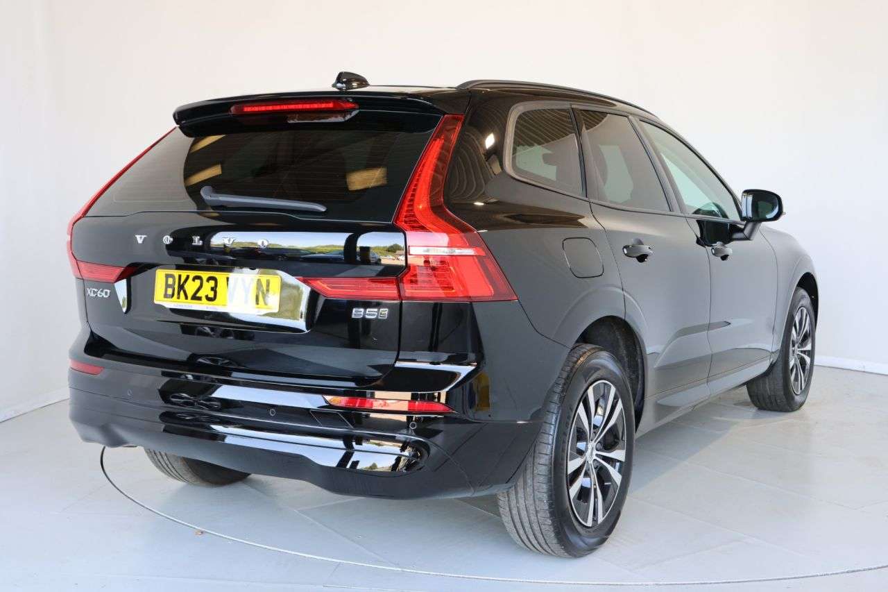 2023 VOLVO XC60 2023 VOLVO XC60