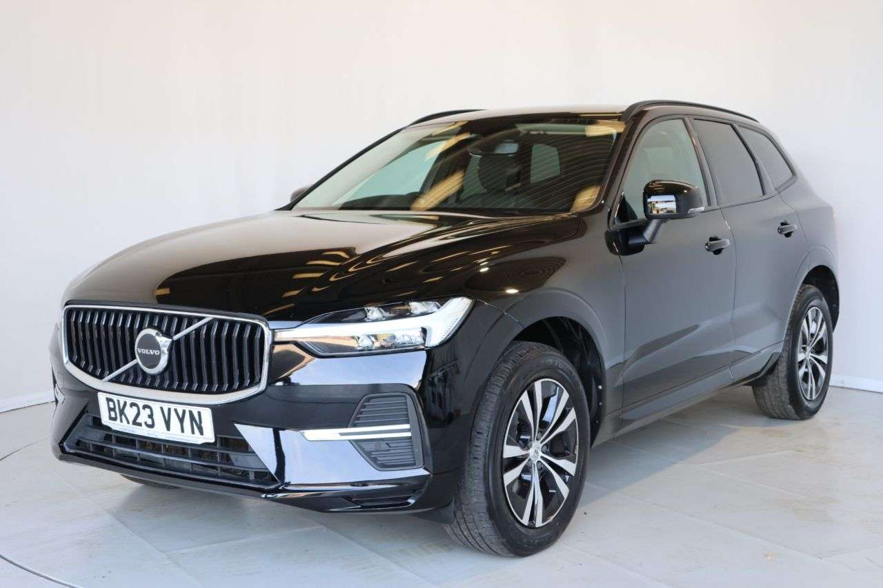 A 2023 VOLVO XC60 2.0 B5 MHEV Core SUV 5dr Petrol Hybrid Auto AWD Euro 6 (s/s) (250 ps) FREE A 2023 VOLVO XC60 2.0 B5 MHEV Core SUV 5dr Petrol Hybrid Auto AWD Euro 6 (s/s) (250 ps) FREE