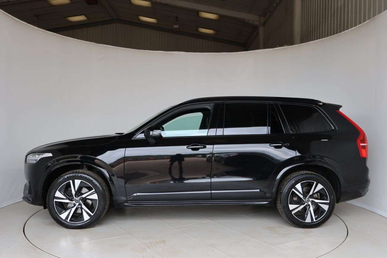 2022 VOLVO XC90 2022 VOLVO XC90