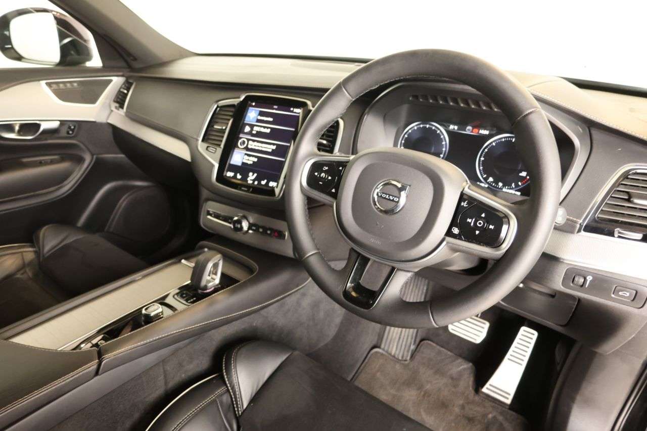 2022 VOLVO XC90 2022 VOLVO XC90