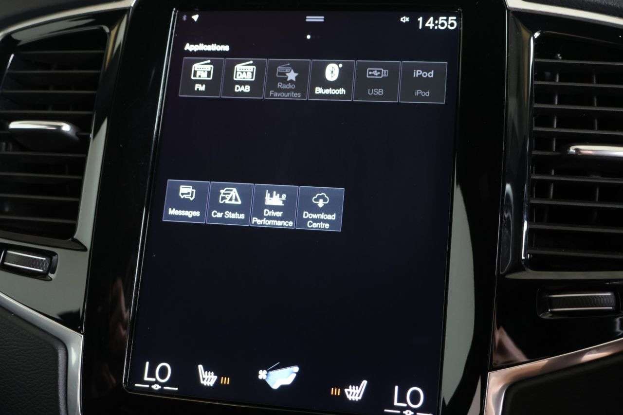 2022 VOLVO XC90 2022 VOLVO XC90