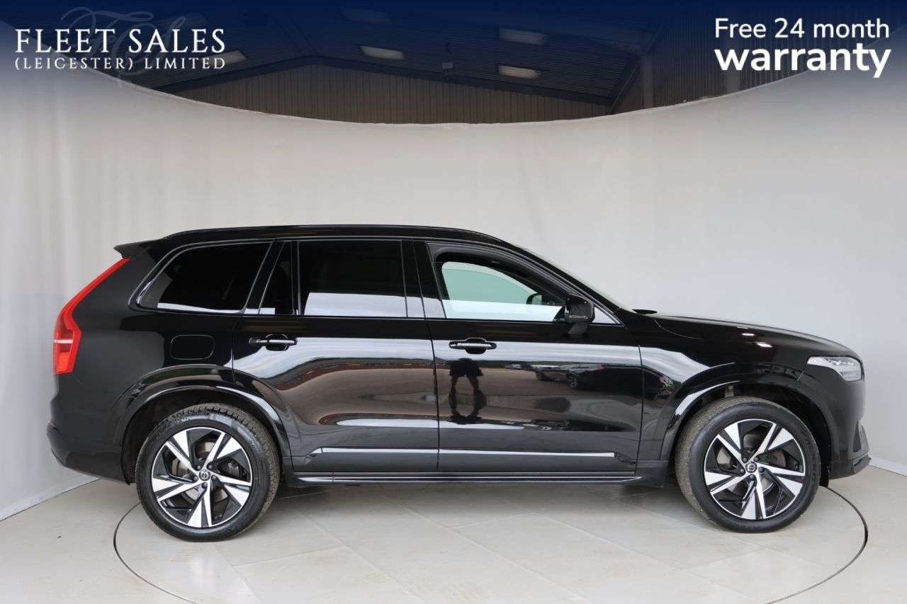 A 2022 VOLVO XC90 2.0 B5 MHEV R-Design SUV 5dr Diesel Hybrid Auto 4WD Euro 6 (s/s) (235 ps) H A 2022 VOLVO XC90 2.0 B5 MHEV R-Design SUV 5dr Diesel Hybrid Auto 4WD Euro 6 (s/s) (235 ps) H