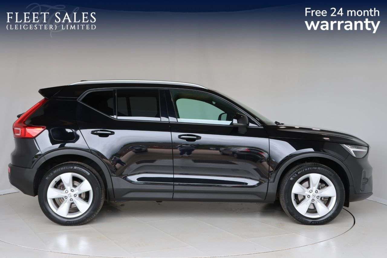 A 2023 VOLVO XC40 2.0 B3 MHEV Core SUV 5dr Petrol Hybrid DCT Auto Euro 6 (s/s) (163 ps) FREE A 2023 VOLVO XC40 2.0 B3 MHEV Core SUV 5dr Petrol Hybrid DCT Auto Euro 6 (s/s) (163 ps) FREE