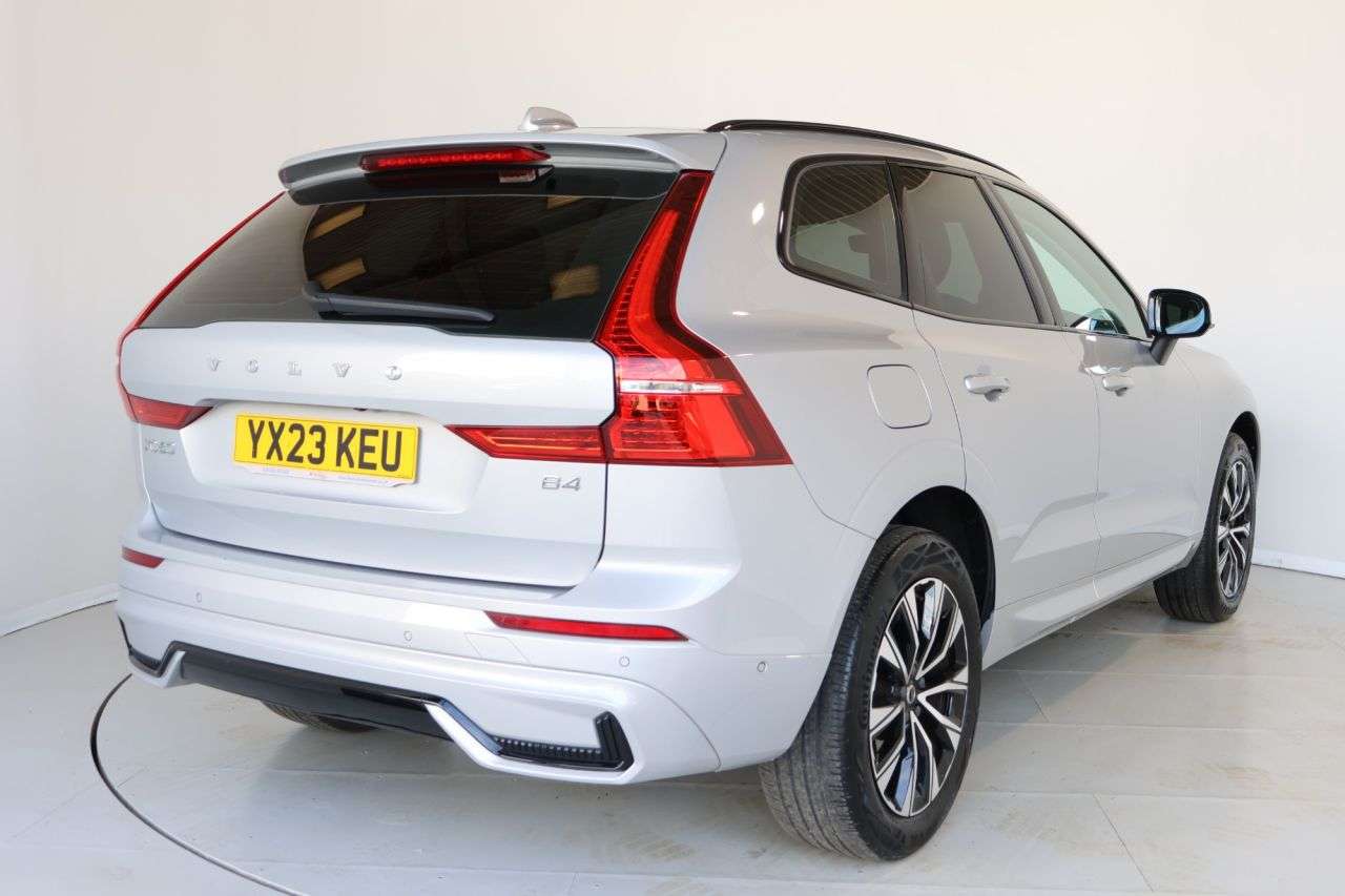 2023 VOLVO XC60 2023 VOLVO XC60