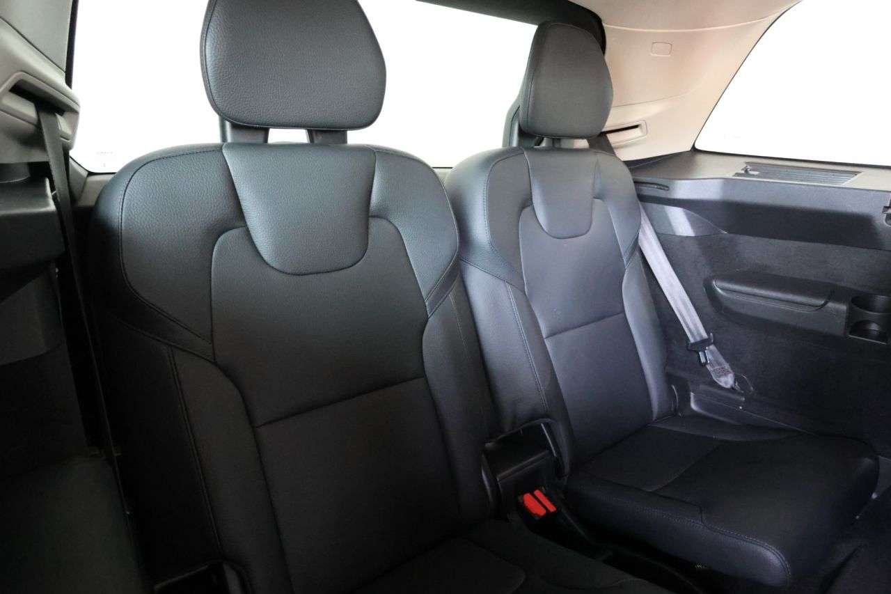 2022 VOLVO XC90 2022 VOLVO XC90