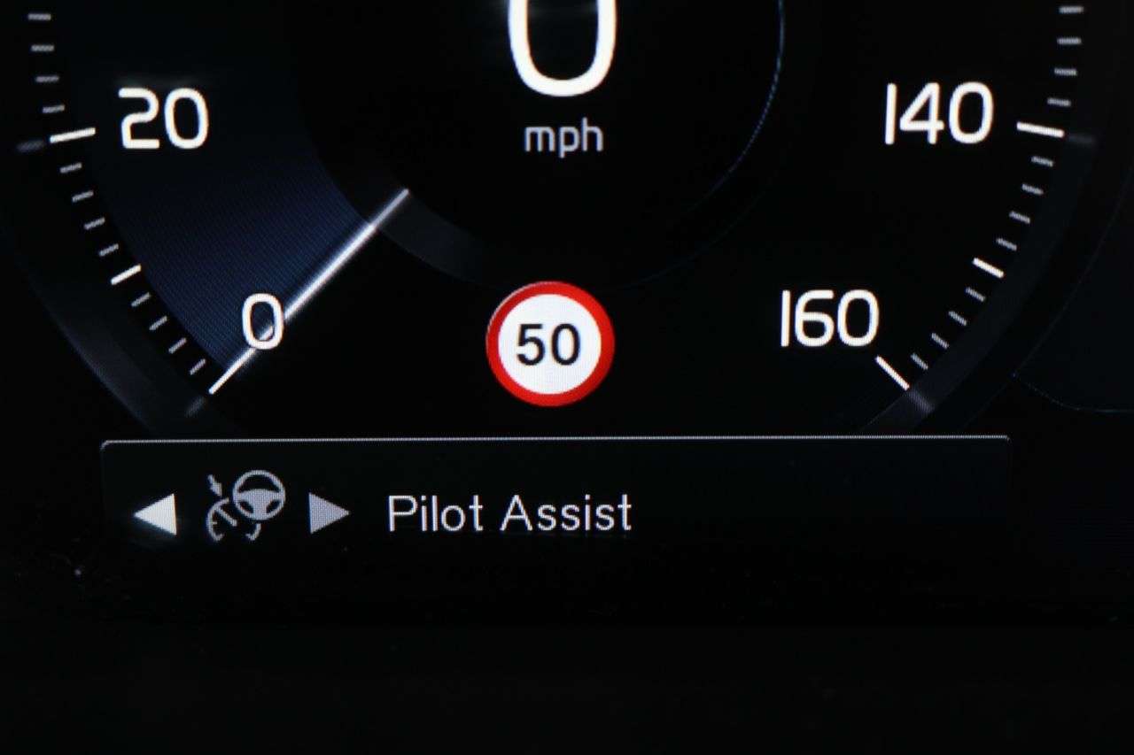 2022 VOLVO XC90 2022 VOLVO XC90