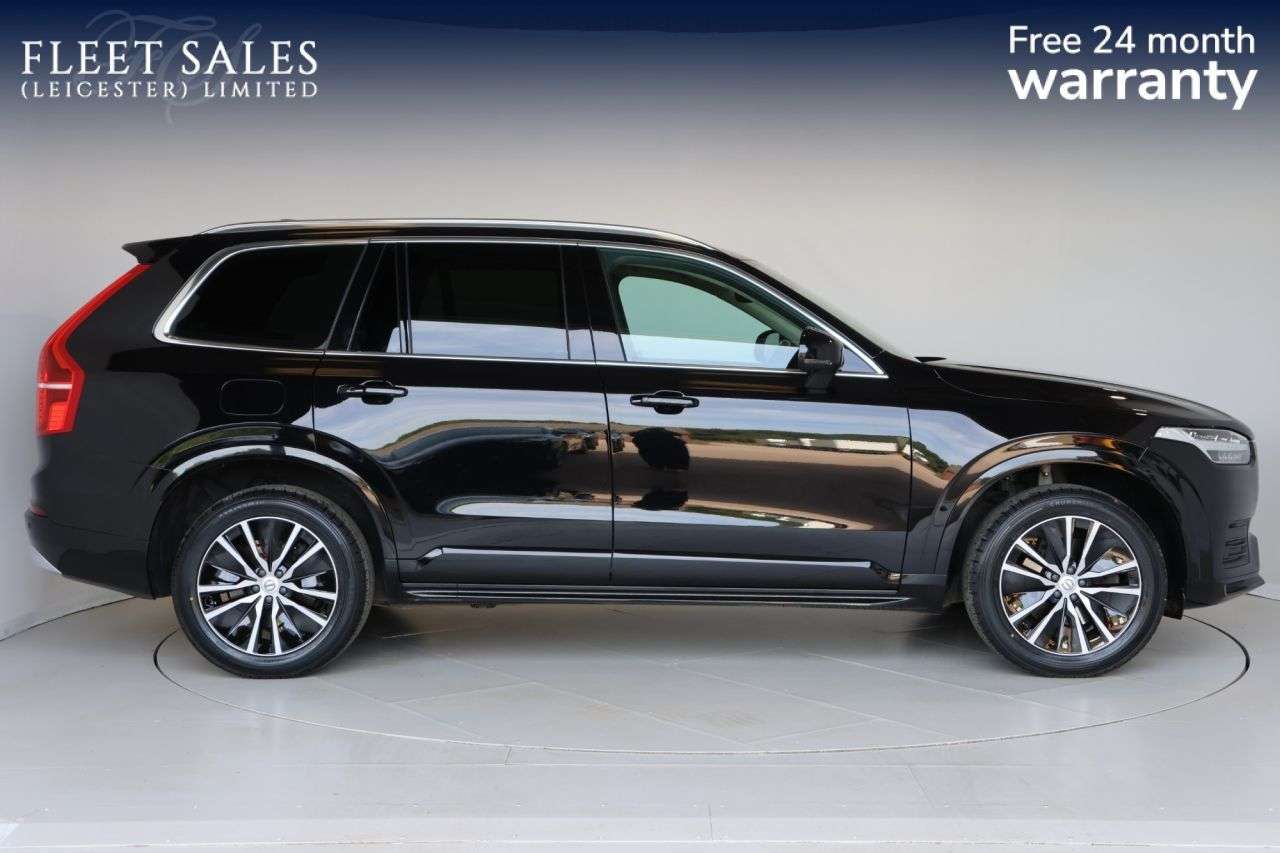 A 2022 VOLVO XC90 2.0 B5 MHEV Momentum SUV 5dr Diesel Hybrid Auto 4WD Euro 6 (s/s) (235 ps) F A 2022 VOLVO XC90 2.0 B5 MHEV Momentum SUV 5dr Diesel Hybrid Auto 4WD Euro 6 (s/s) (235 ps) F