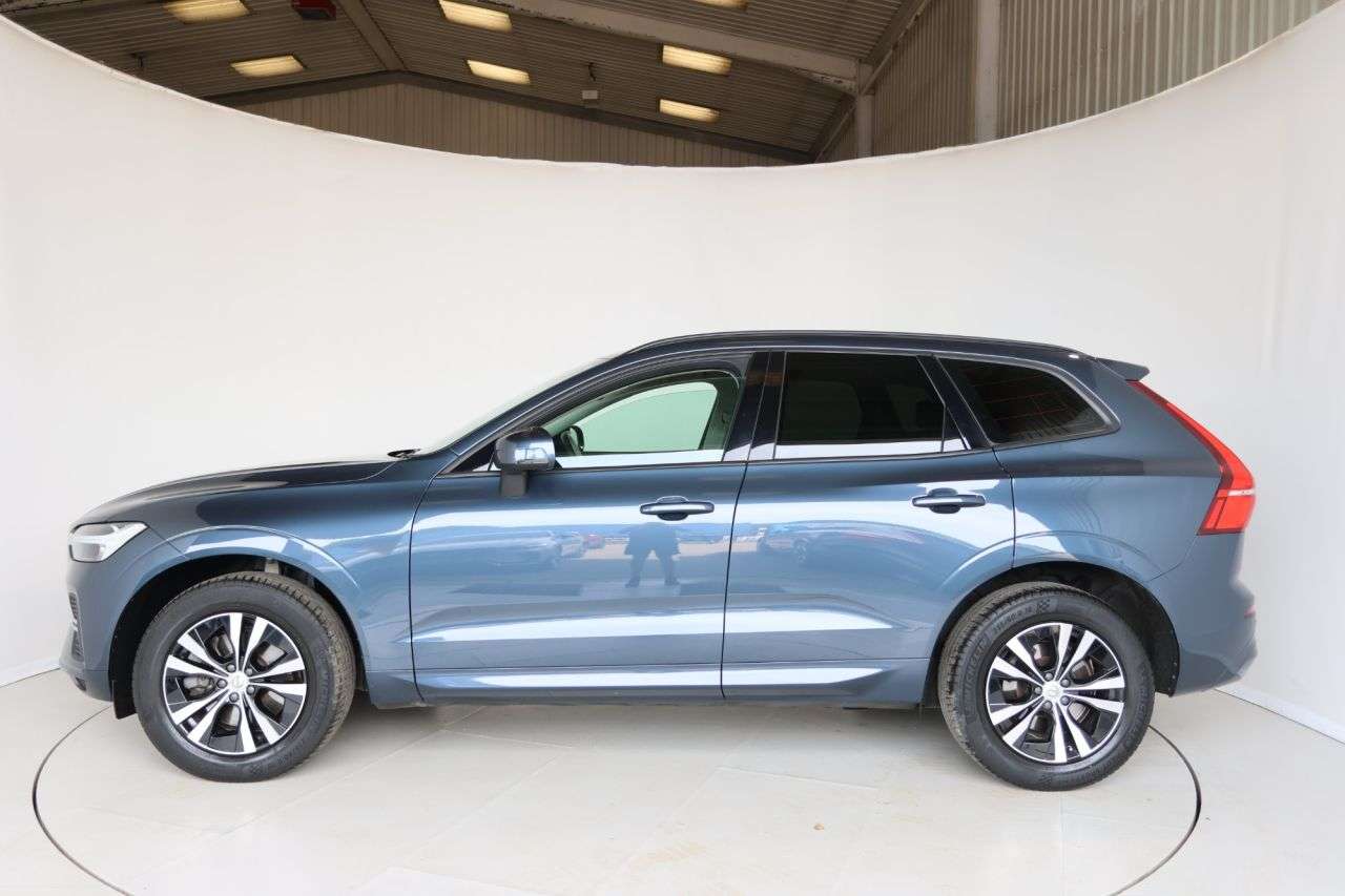 2023 VOLVO XC60 2023 VOLVO XC60