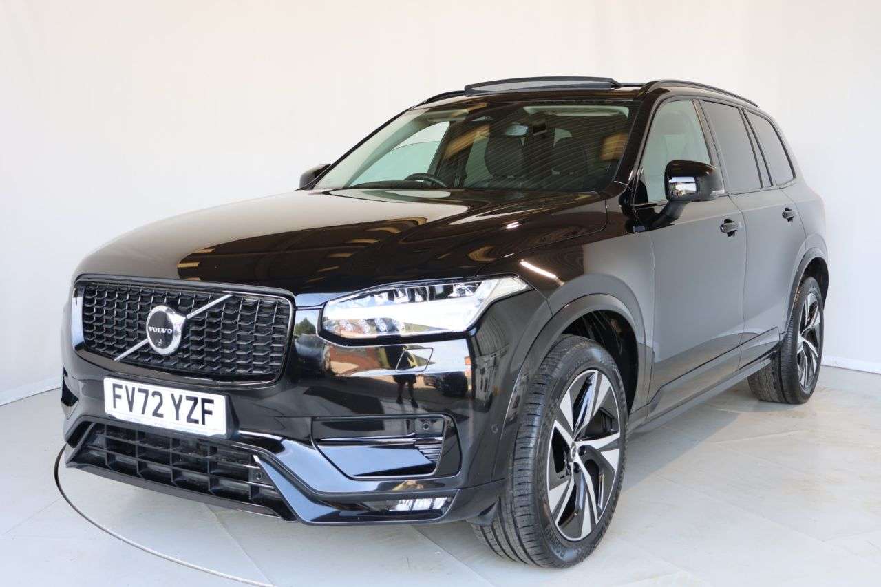A 2022 VOLVO XC90 2.0 B5 MHEV Plus SUV 5dr Diesel Hybrid Auto 4WD Euro 6 (s/s) (235 ps) HEATE A 2022 VOLVO XC90 2.0 B5 MHEV Plus SUV 5dr Diesel Hybrid Auto 4WD Euro 6 (s/s) (235 ps) HEATE