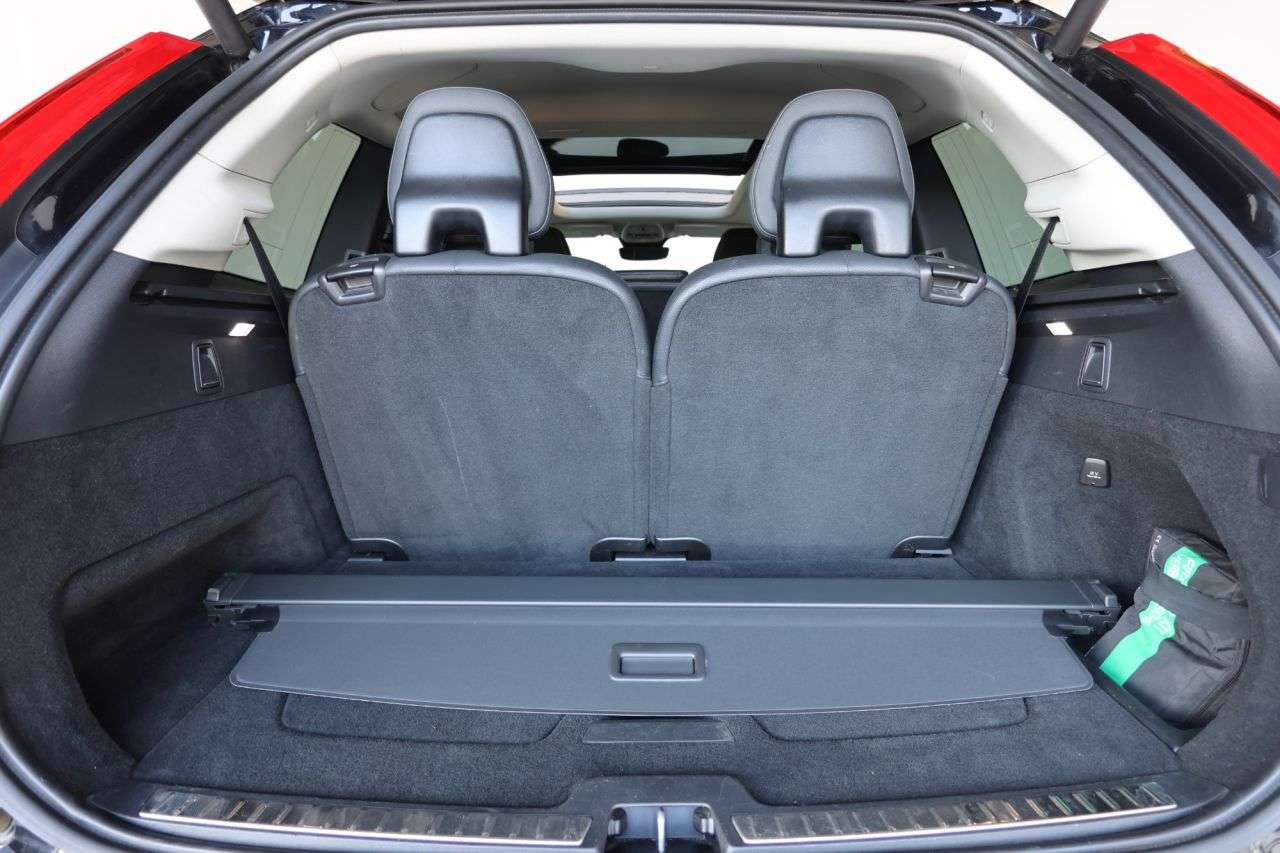 2022 VOLVO XC90 2022 VOLVO XC90