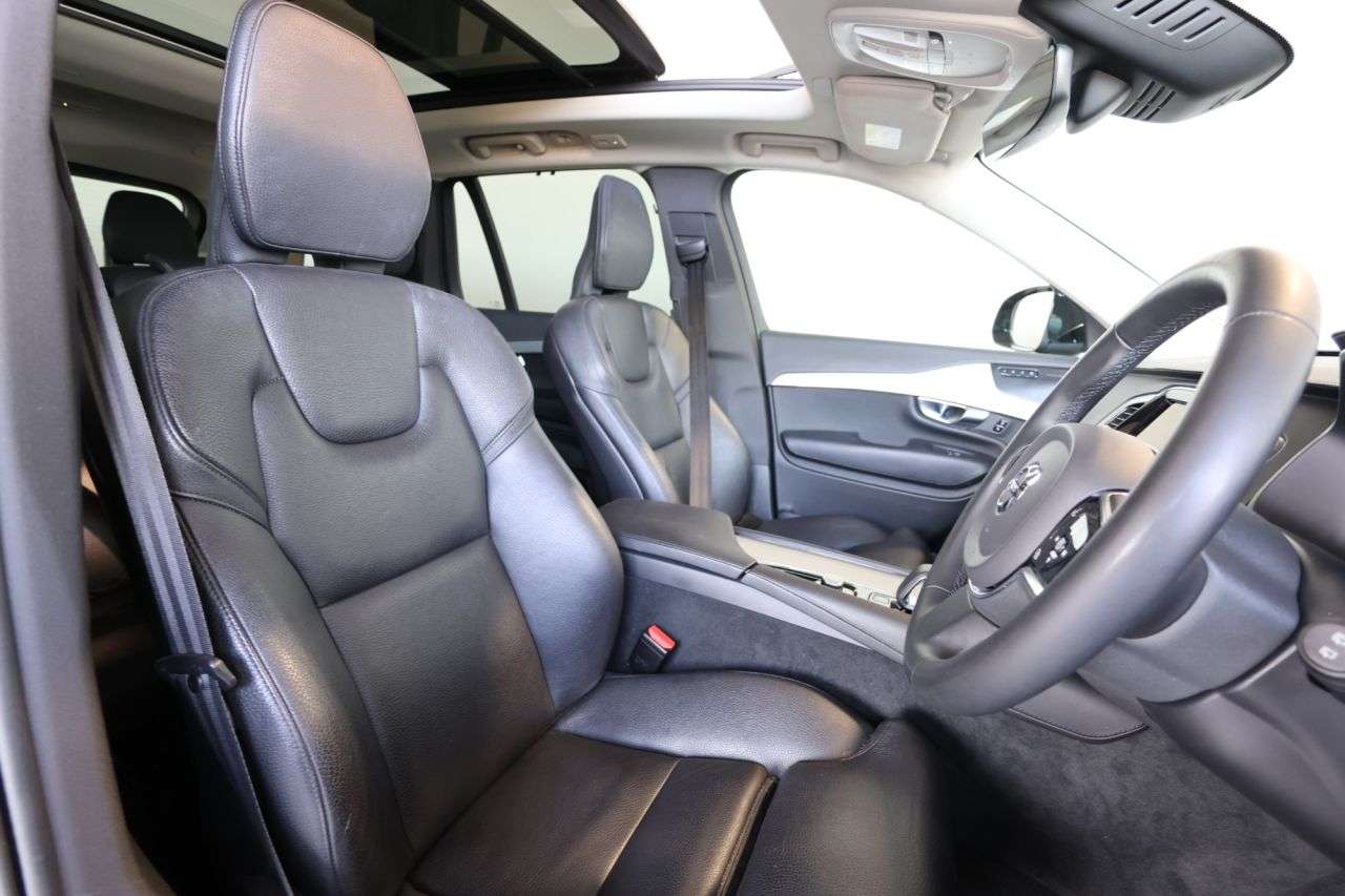 2022 VOLVO XC90 2022 VOLVO XC90