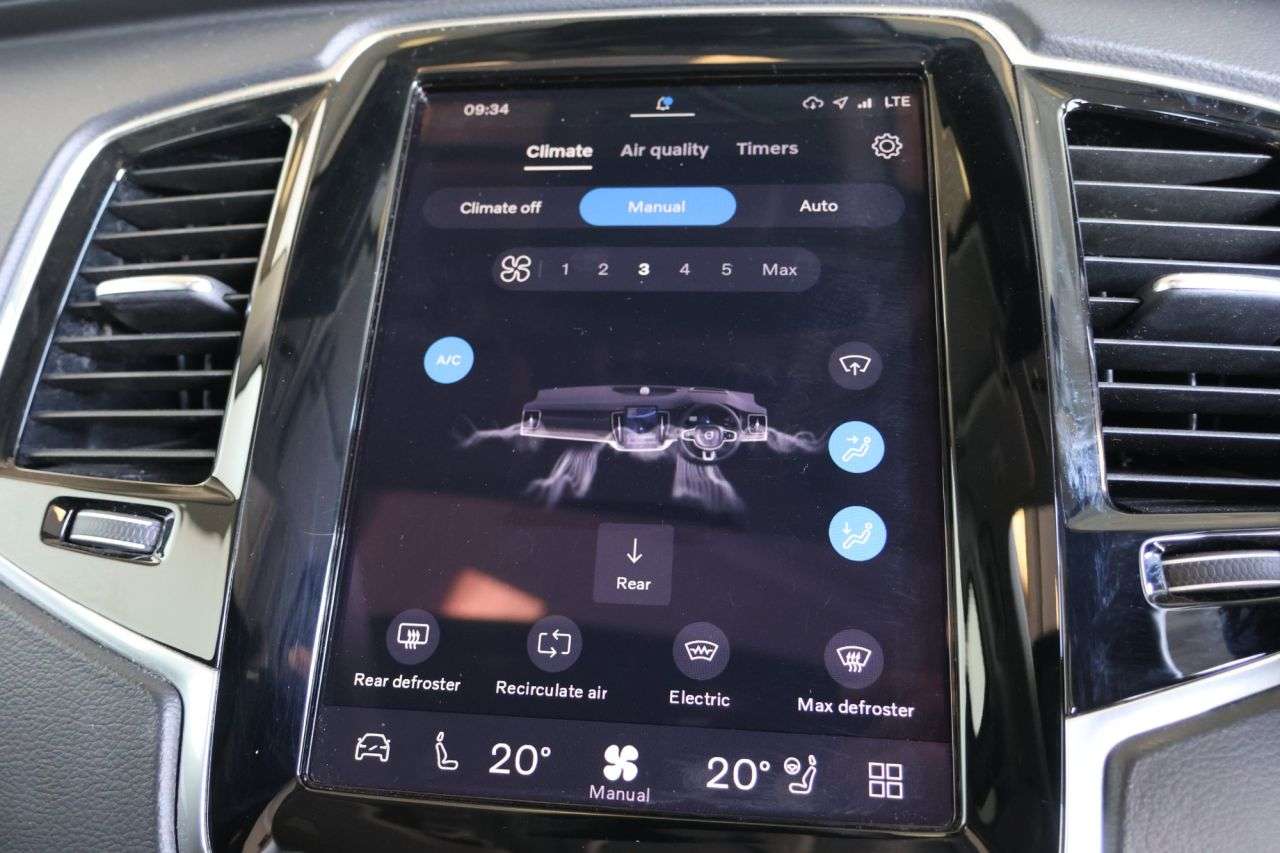 2022 VOLVO XC90 2022 VOLVO XC90