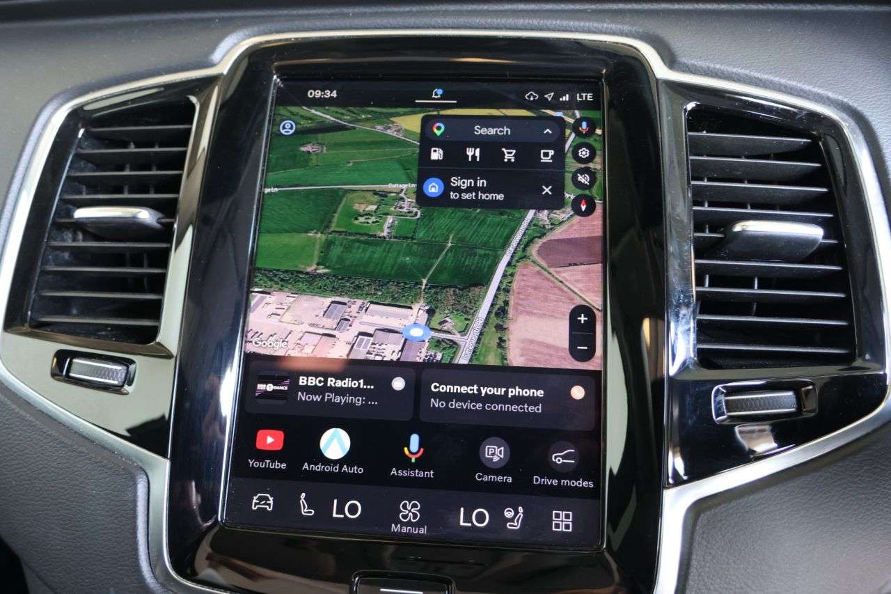 2022 VOLVO XC90 2022 VOLVO XC90