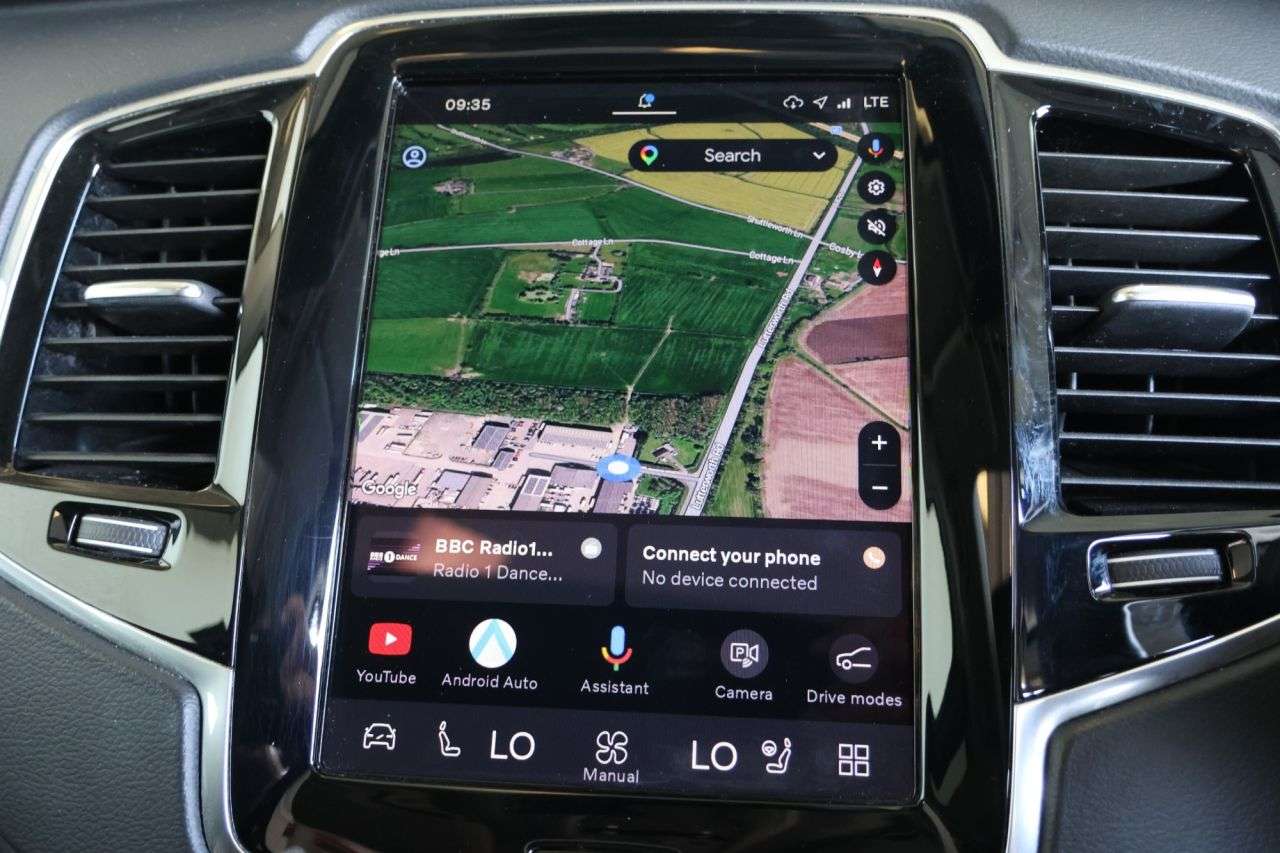 2022 VOLVO XC90 2022 VOLVO XC90