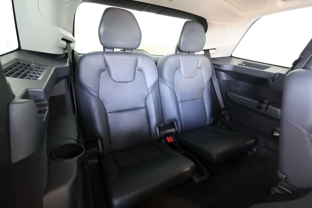 2022 VOLVO XC90 2022 VOLVO XC90
