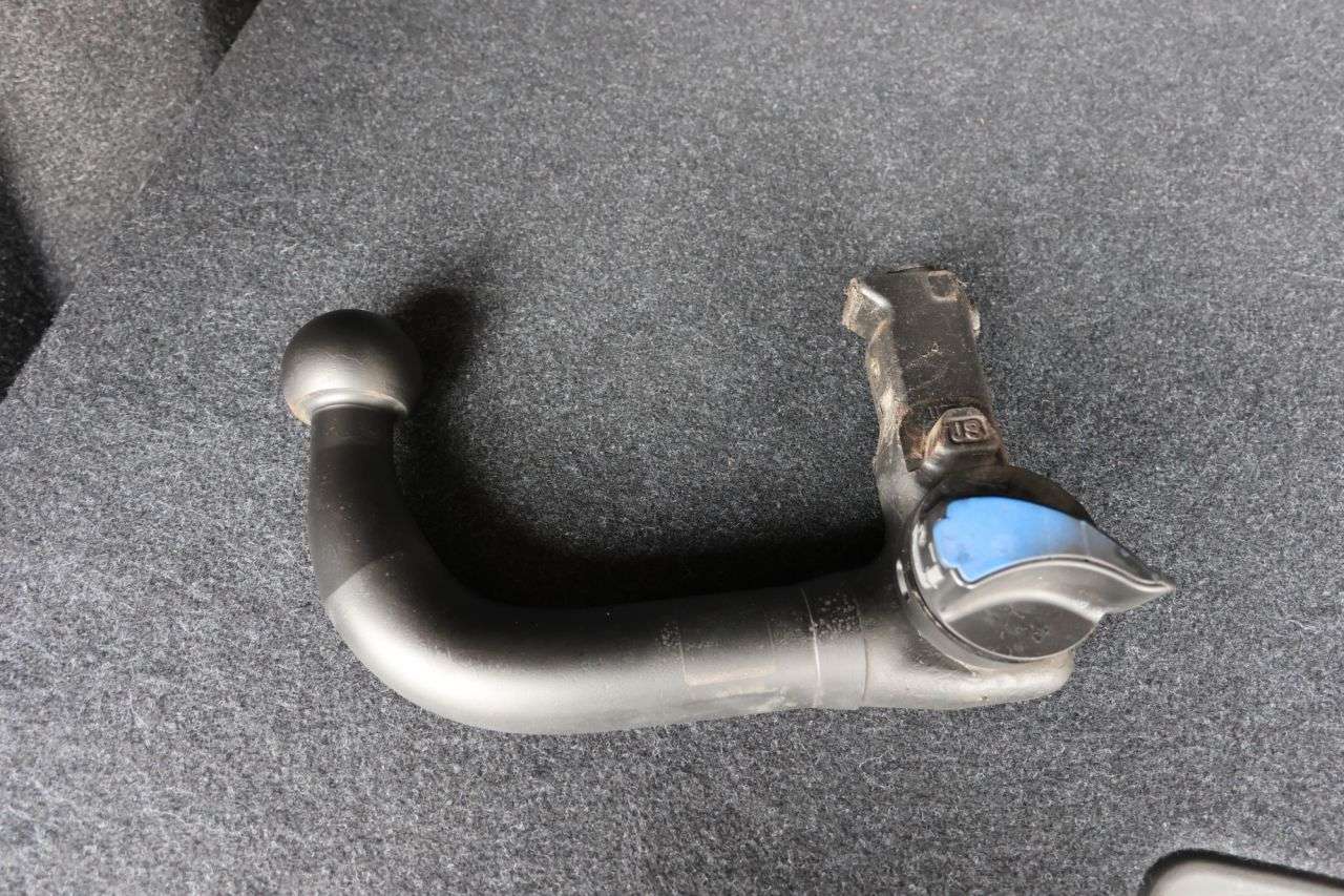 2021 VOLVO XC40 2021 VOLVO XC40