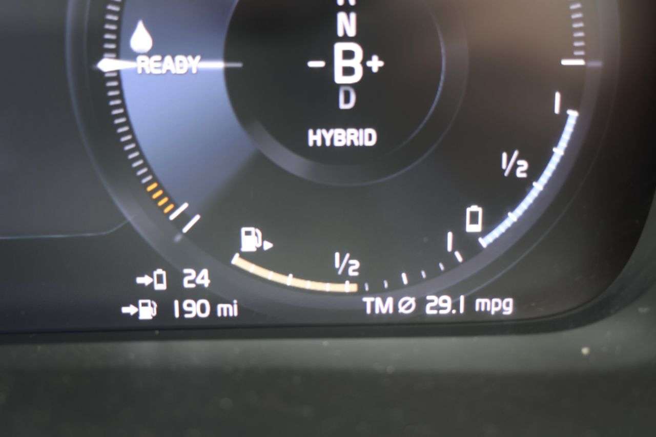 2021 VOLVO XC40 2021 VOLVO XC40