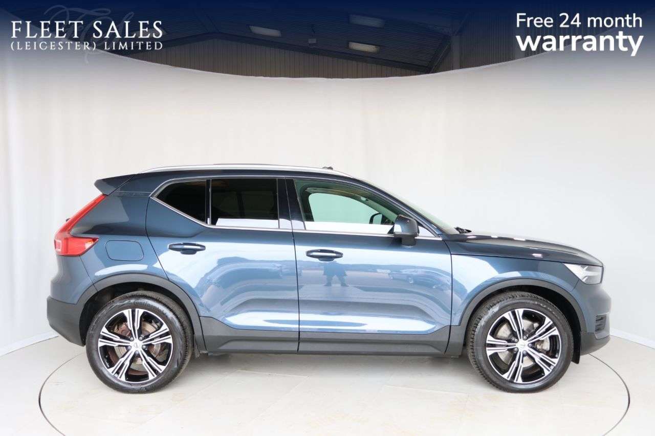 A 2021 VOLVO XC40 1.5h T4 Recharge 10.7kWh Inscription SUV 5dr Petrol Plug-in Hybrid Auto Eur A 2021 VOLVO XC40 1.5h T4 Recharge 10.7kWh Inscription SUV 5dr Petrol Plug-in Hybrid Auto Eur