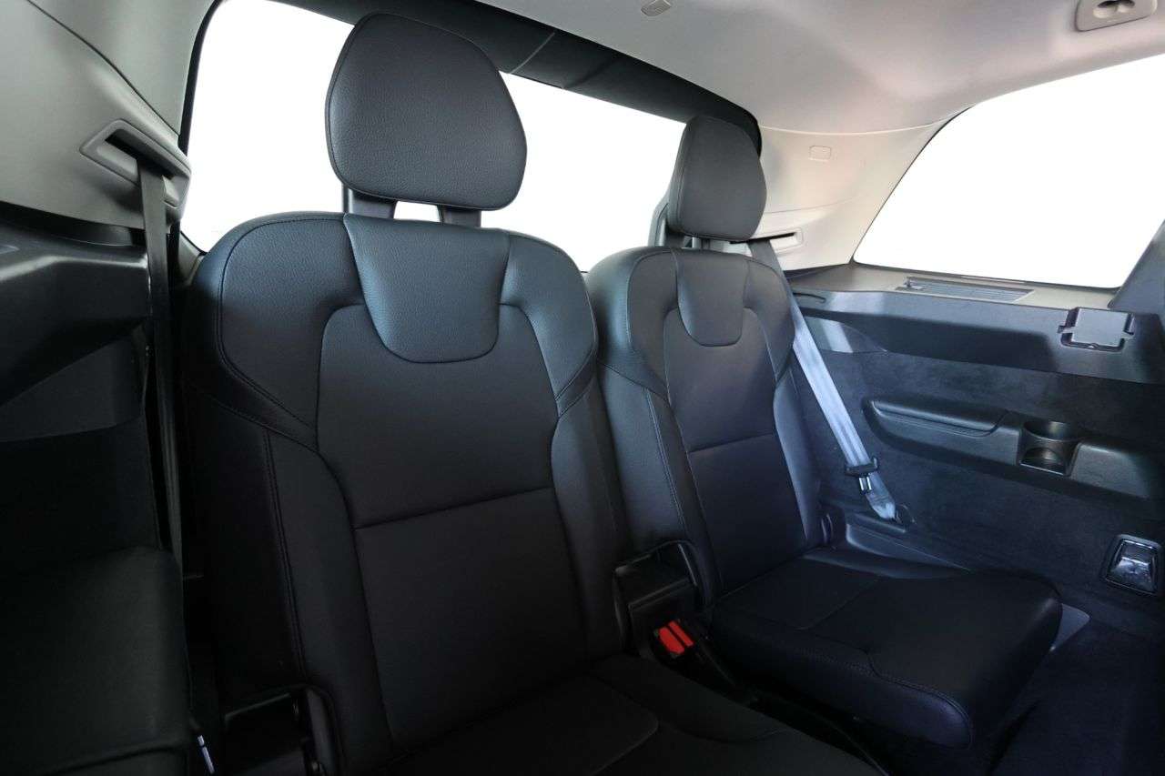 2021 VOLVO XC90 2021 VOLVO XC90