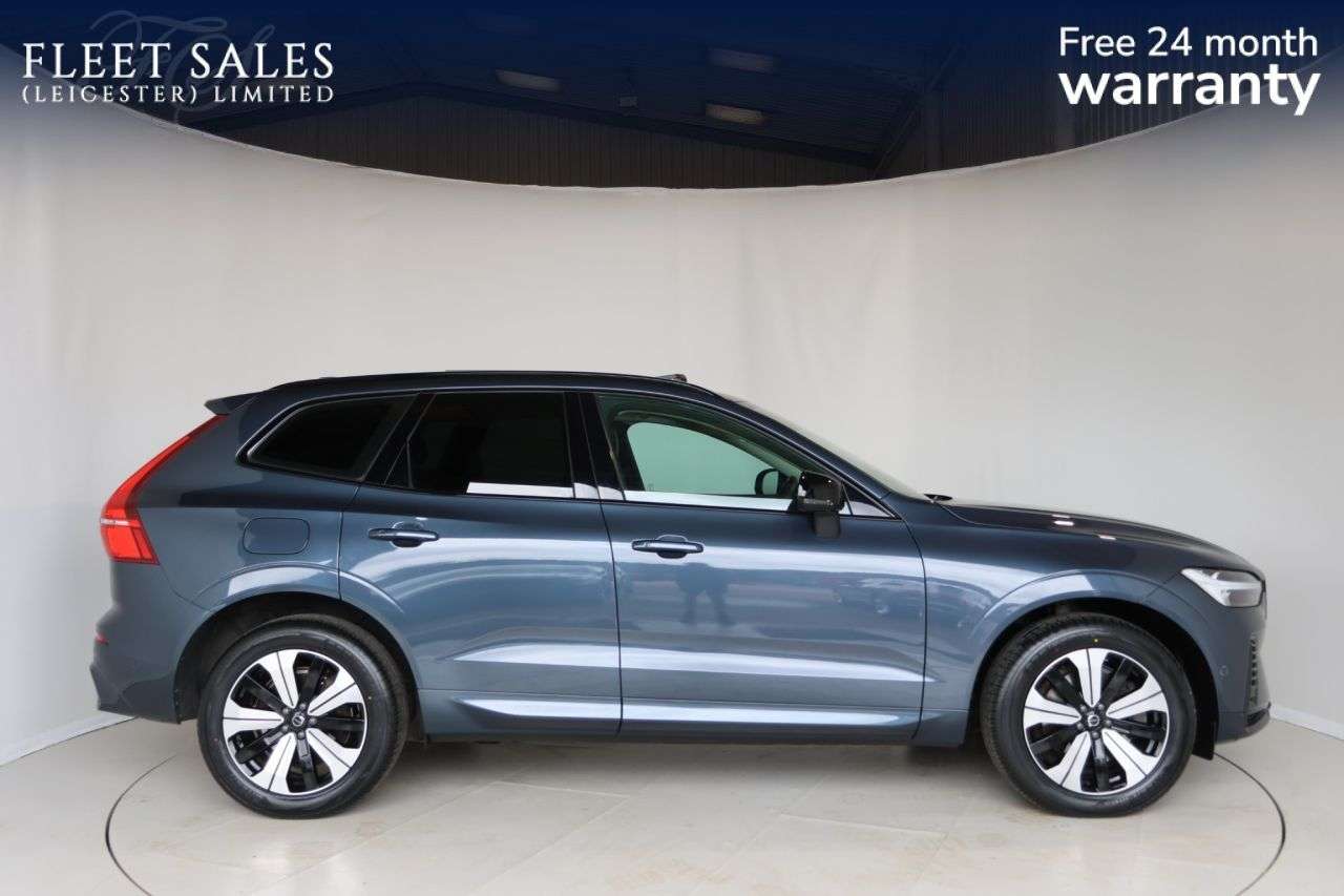 A 2023 VOLVO XC60 2.0h T6 Recharge 18.8kWh Plus SUV 5dr Petrol Plug-in Hybrid Auto AWD Euro 6 A 2023 VOLVO XC60 2.0h T6 Recharge 18.8kWh Plus SUV 5dr Petrol Plug-in Hybrid Auto AWD Euro 6