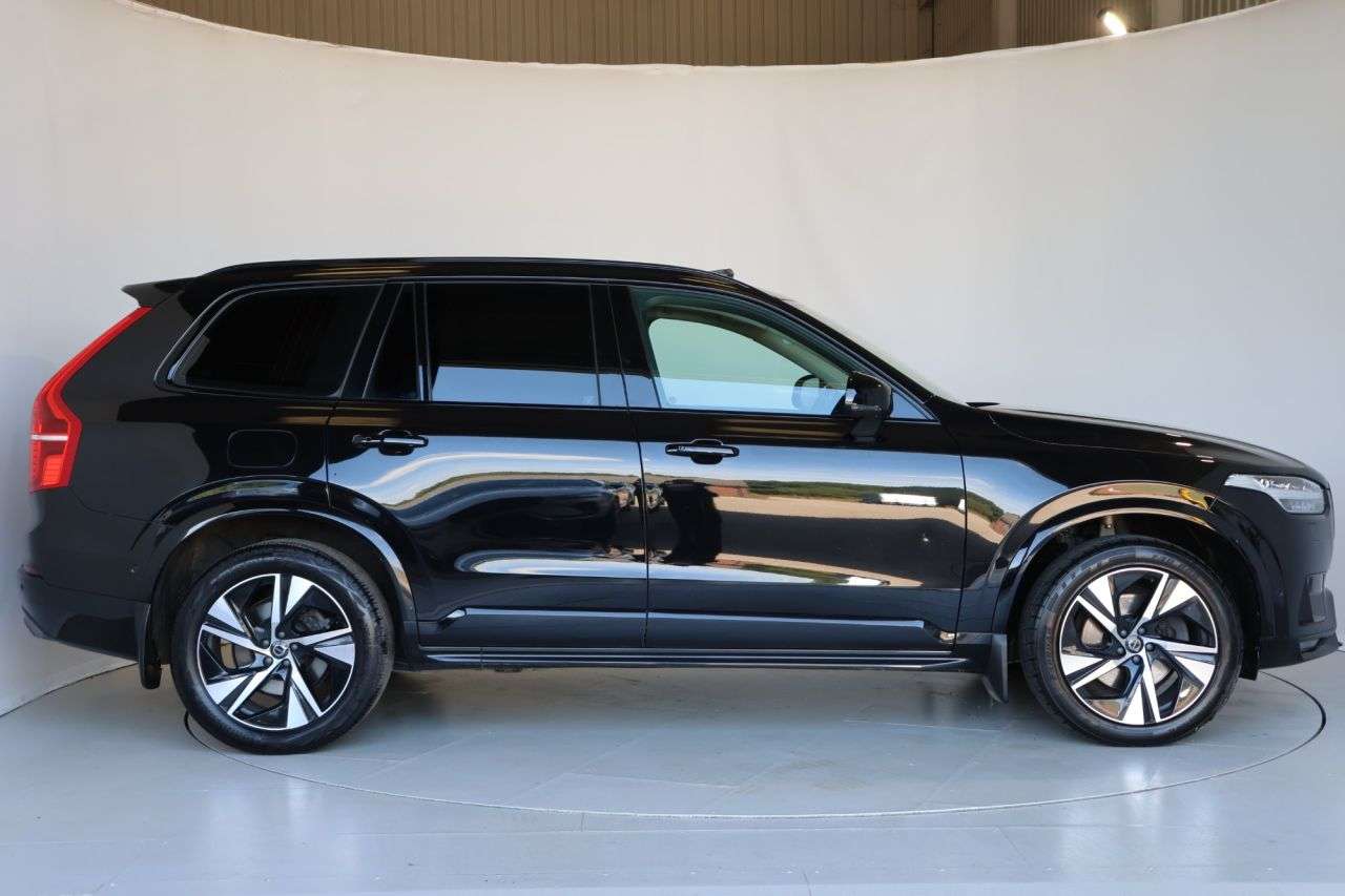 A 2023 VOLVO XC90 2.0 B5 MHEV Plus SUV 5dr Diesel Hybrid Auto 4WD Euro 6 (s/s) (235 ps) HEATE A 2023 VOLVO XC90 2.0 B5 MHEV Plus SUV 5dr Diesel Hybrid Auto 4WD Euro 6 (s/s) (235 ps) HEATE