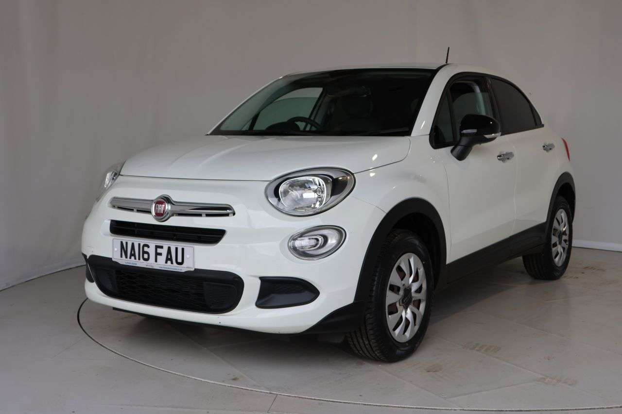 A 2016 FIAT 500X 1.6 E-Torq Pop SUV 5dr Petrol Manual Euro 6 (110 ps) 4 NEW TYRES FITTED AUG A 2016 FIAT 500X 1.6 E-Torq Pop SUV 5dr Petrol Manual Euro 6 (110 ps) 4 NEW TYRES FITTED AUG