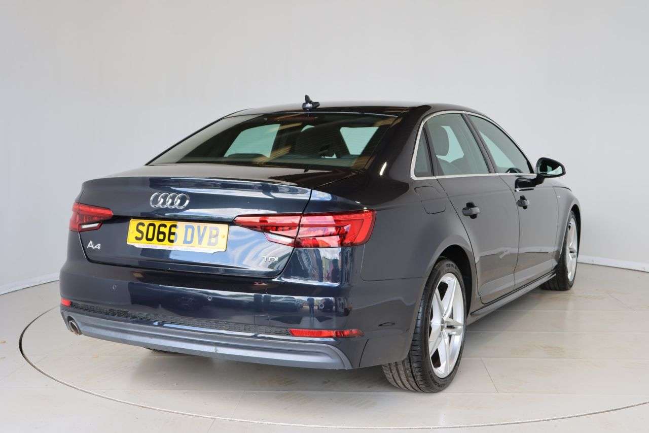 2017 AUDI A4 2017 AUDI A4