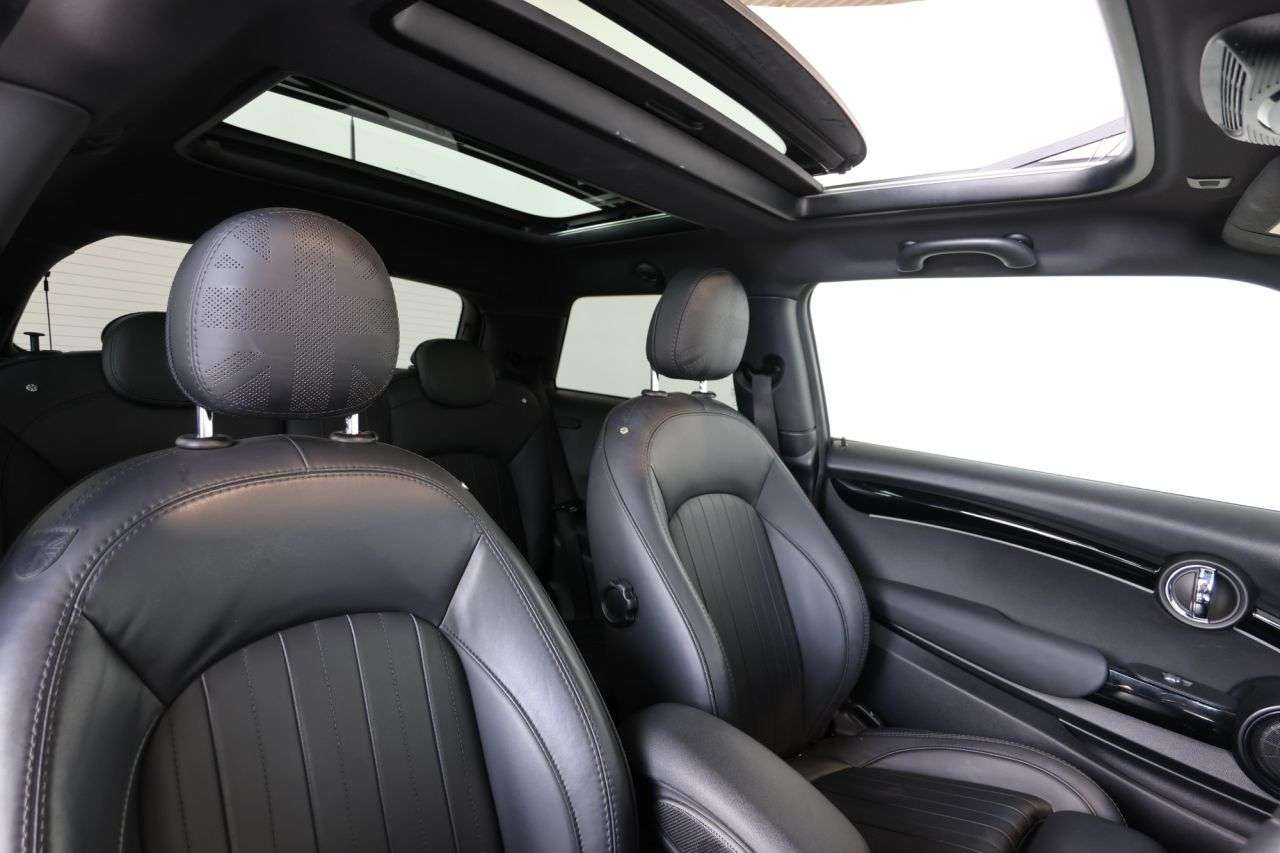 2022 MINI ELECTRIC HATCH 2022 MINI ELECTRIC HATCH