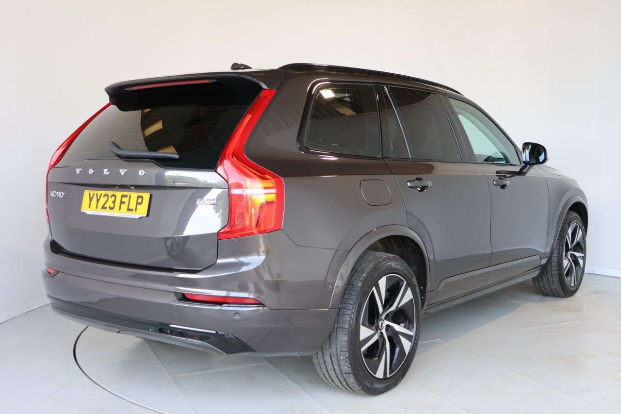 2023 VOLVO XC90 2023 VOLVO XC90