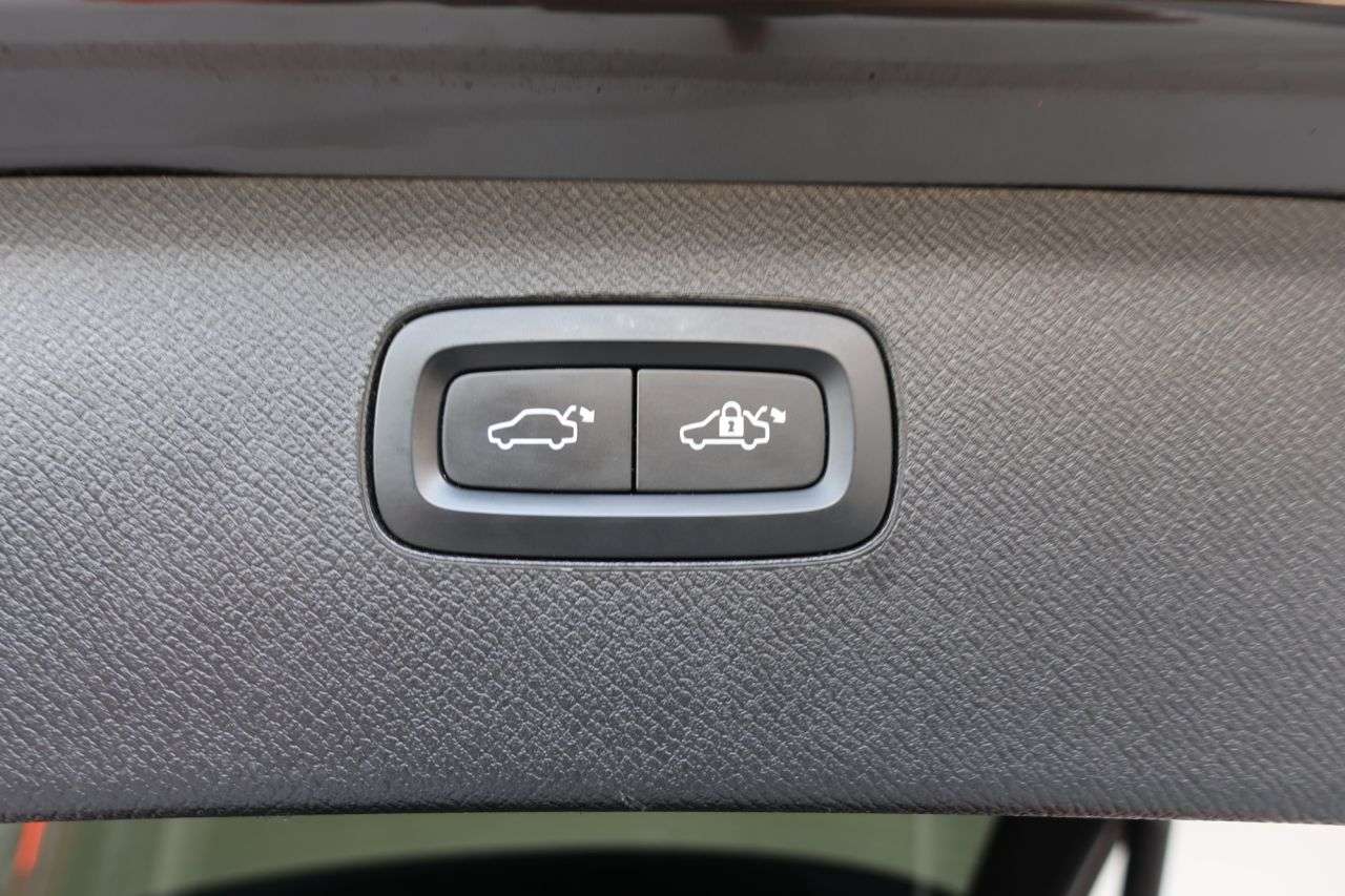 2023 VOLVO XC90 2023 VOLVO XC90
