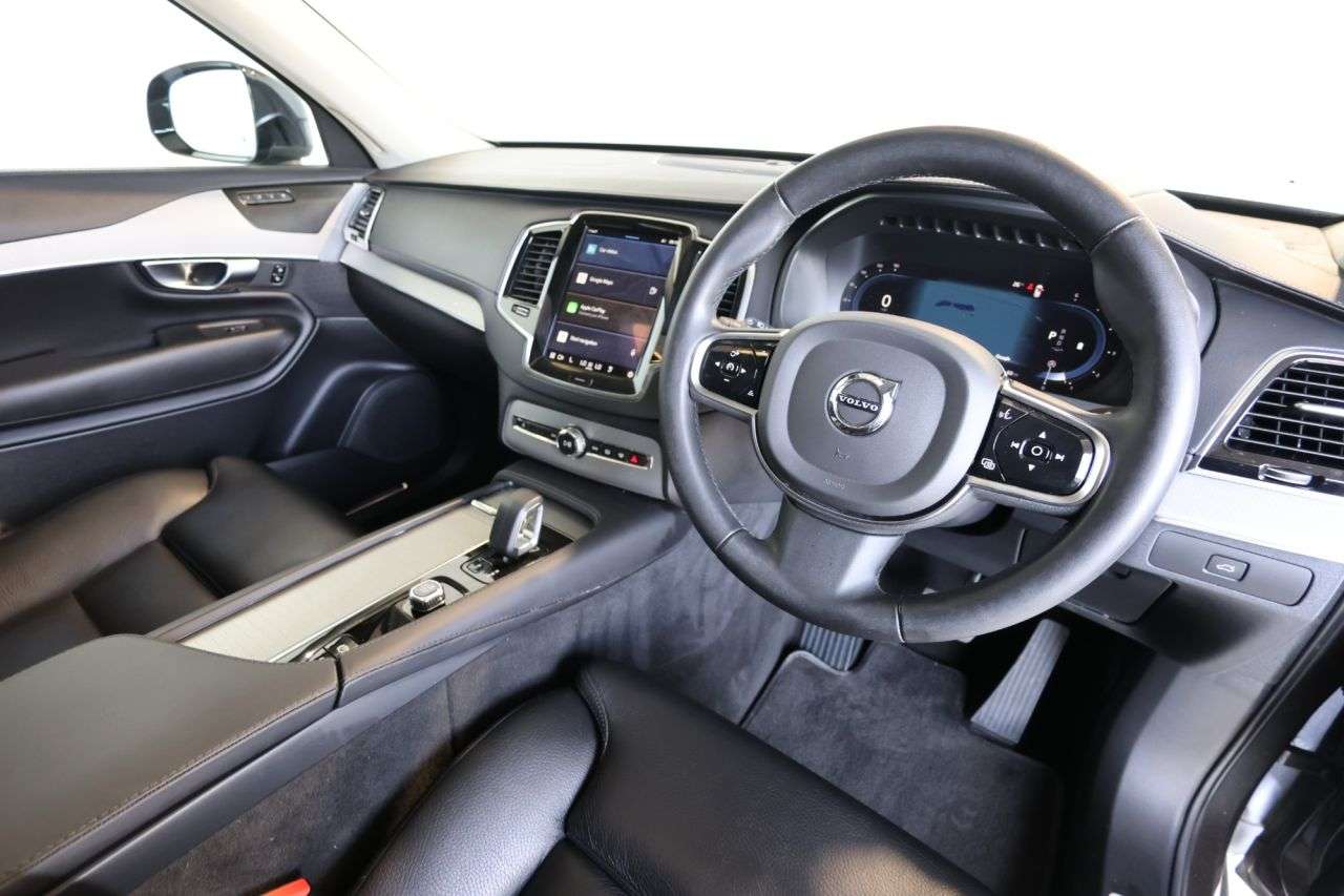 2023 VOLVO XC90 2023 VOLVO XC90