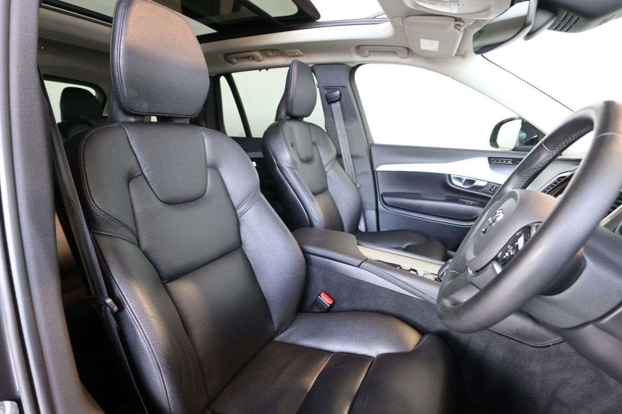2023 VOLVO XC90 2023 VOLVO XC90