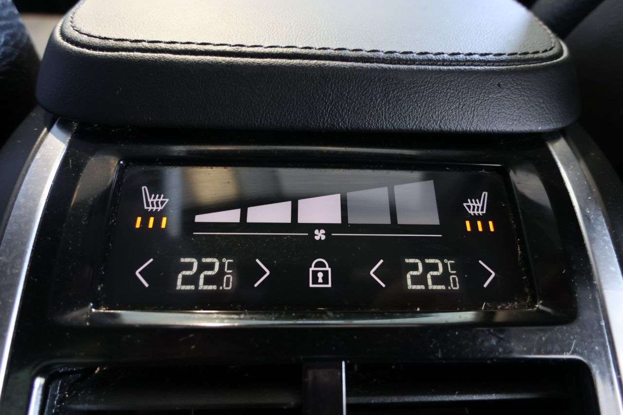 2023 VOLVO XC90 2023 VOLVO XC90