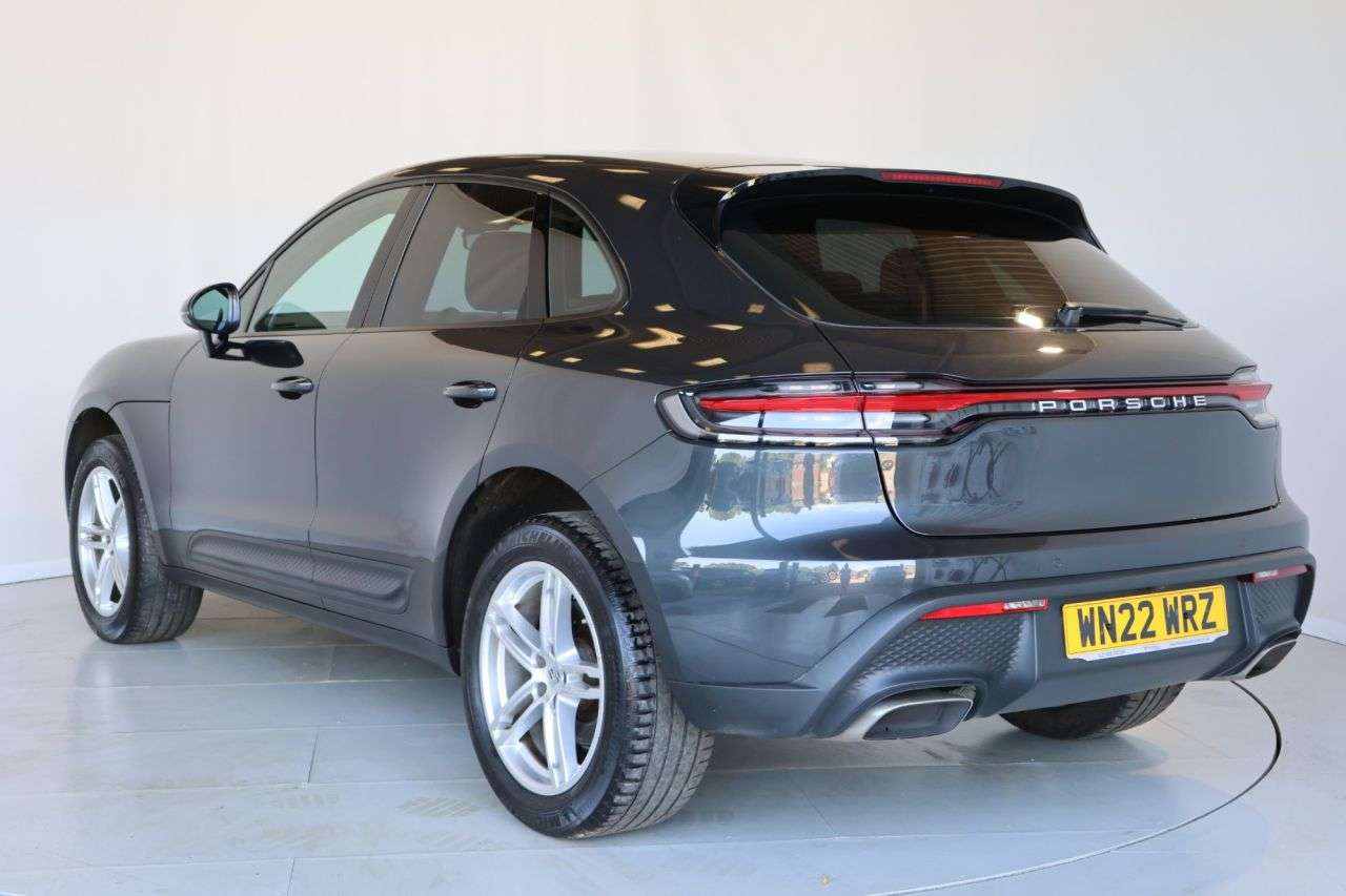 2022 PORSCHE MACAN 2022 PORSCHE MACAN