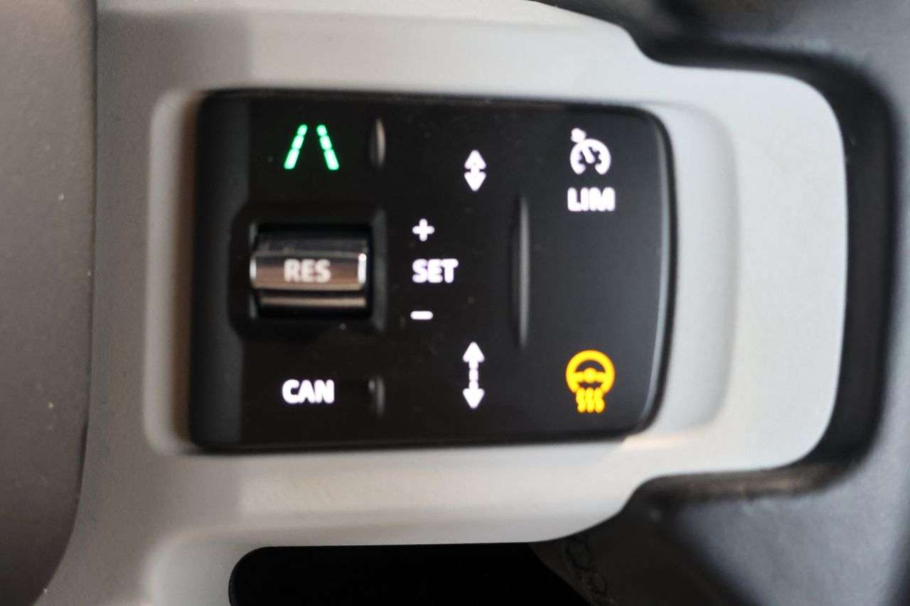 2024 LAND ROVER DEFENDER 90 2024 LAND ROVER DEFENDER 90