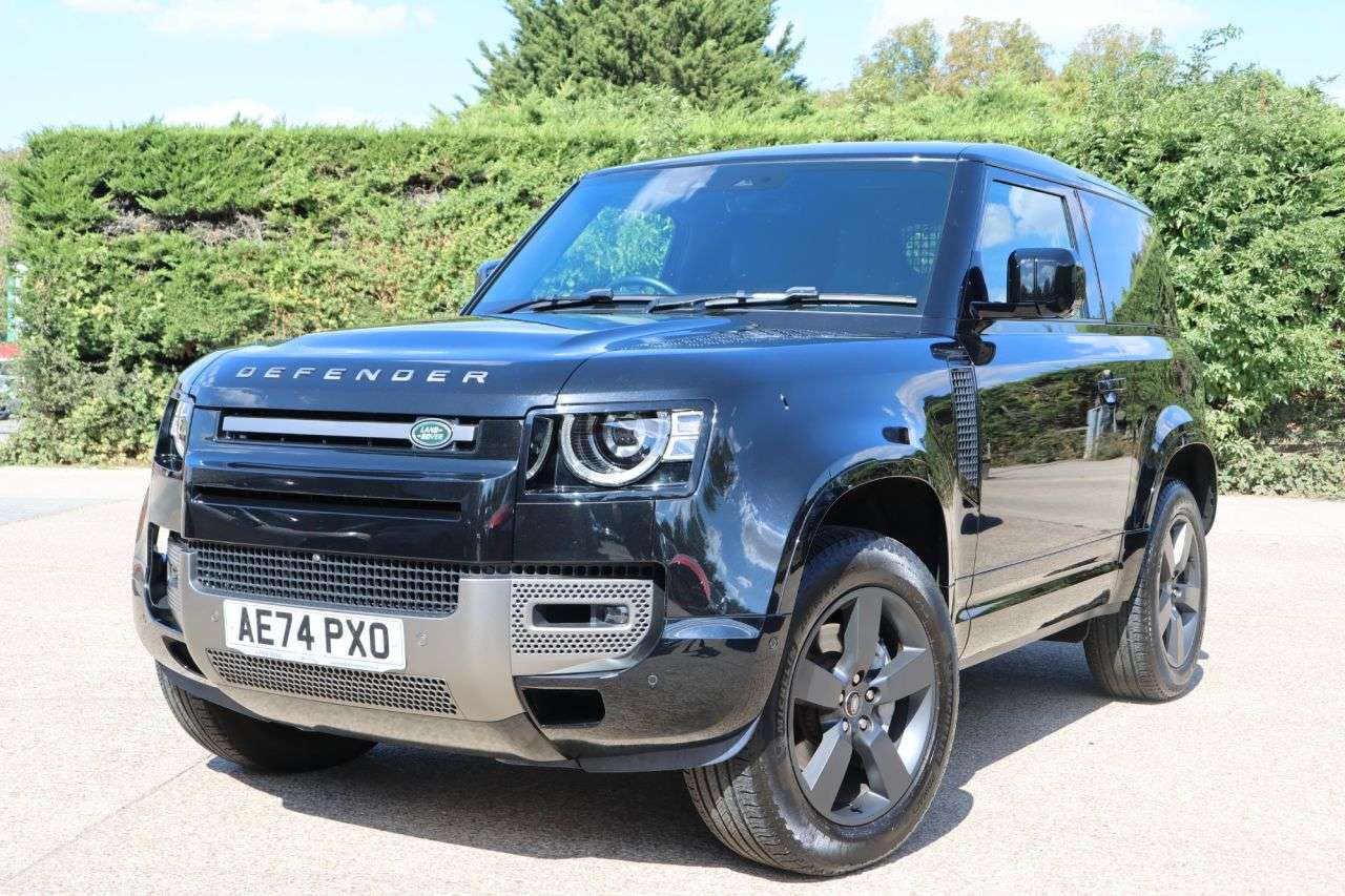 A 2024 LAND ROVER DEFENDER 90 3.0 D350 MHEV X-Dynamic HSE Hard Top SUV 3dr Diesel Auto 4WD SWB Euro 6 (s/ A 2024 LAND ROVER DEFENDER 90 3.0 D350 MHEV X-Dynamic HSE Hard Top SUV 3dr Diesel Auto 4WD SWB Euro 6 (s/