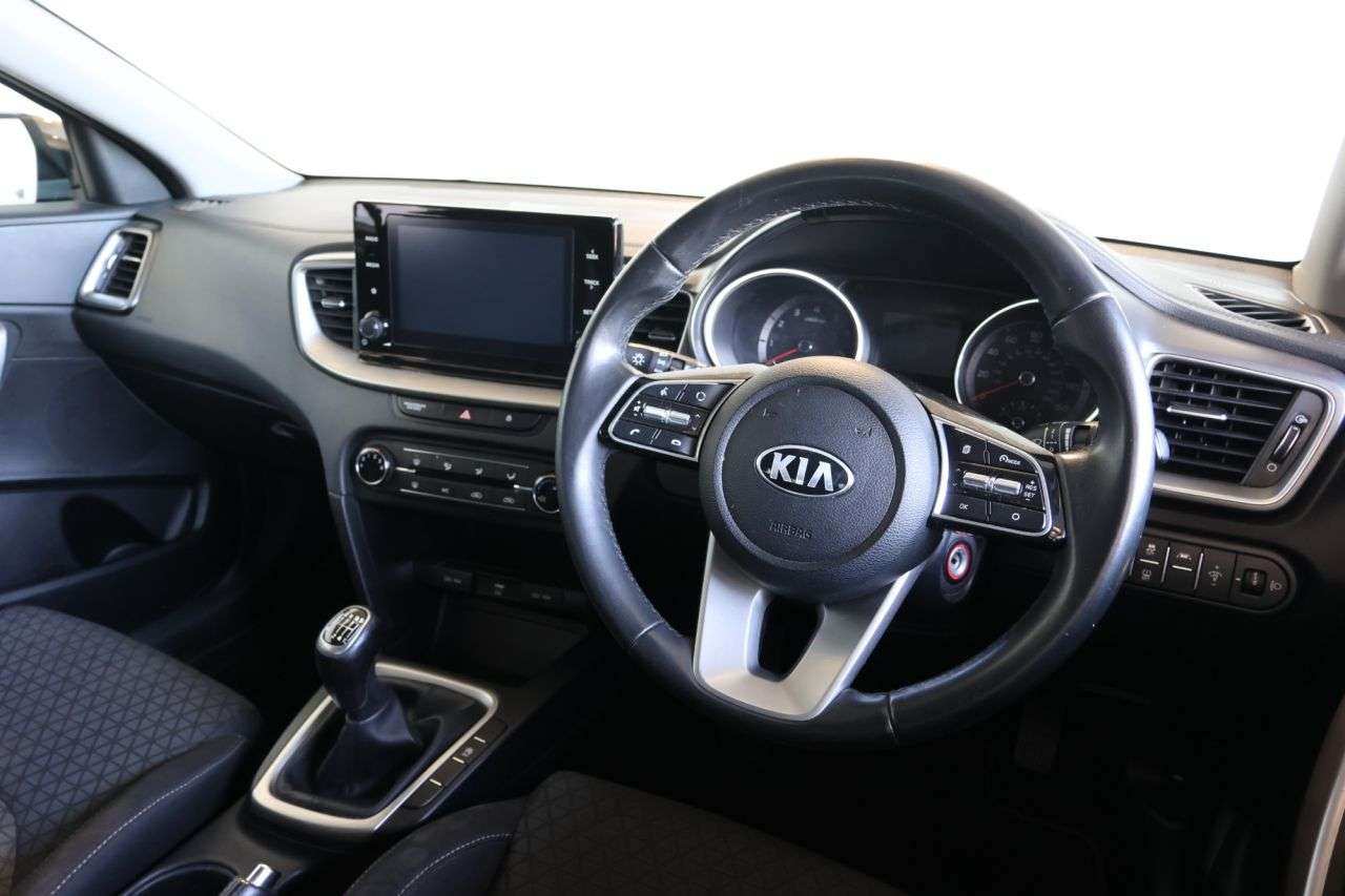 2020 KIA XCEED 2020 KIA XCEED