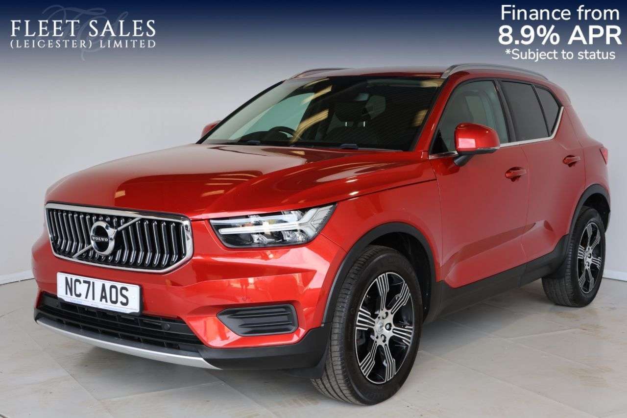 A 2022 VOLVO XC40 1.5 T3 Inscription SUV 5dr Petrol Auto Euro 6 (s/s) (163 ps) HEATED STEERIN A 2022 VOLVO XC40 1.5 T3 Inscription SUV 5dr Petrol Auto Euro 6 (s/s) (163 ps) HEATED STEERIN