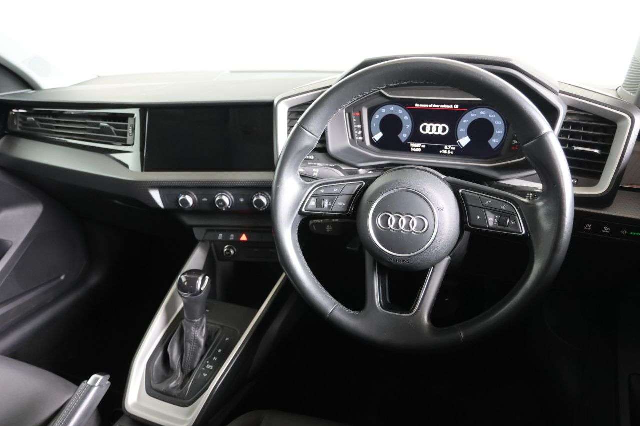 2022 AUDI A1 2022 AUDI A1