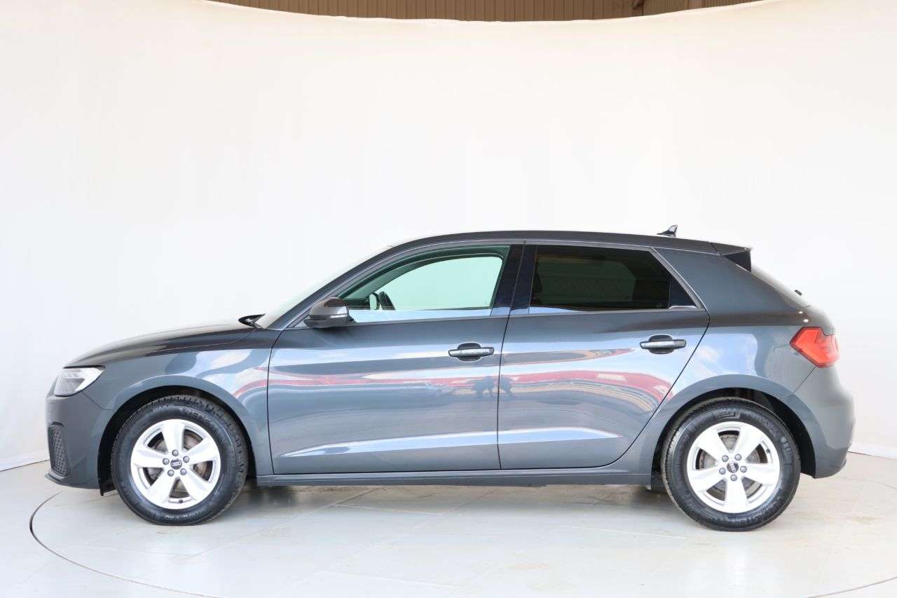 2022 AUDI A1 2022 AUDI A1