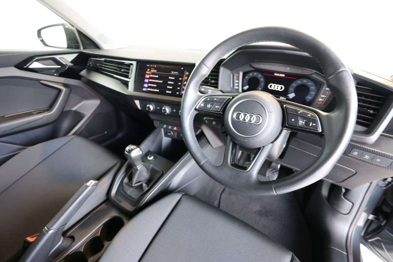 2022 AUDI A1 2022 AUDI A1