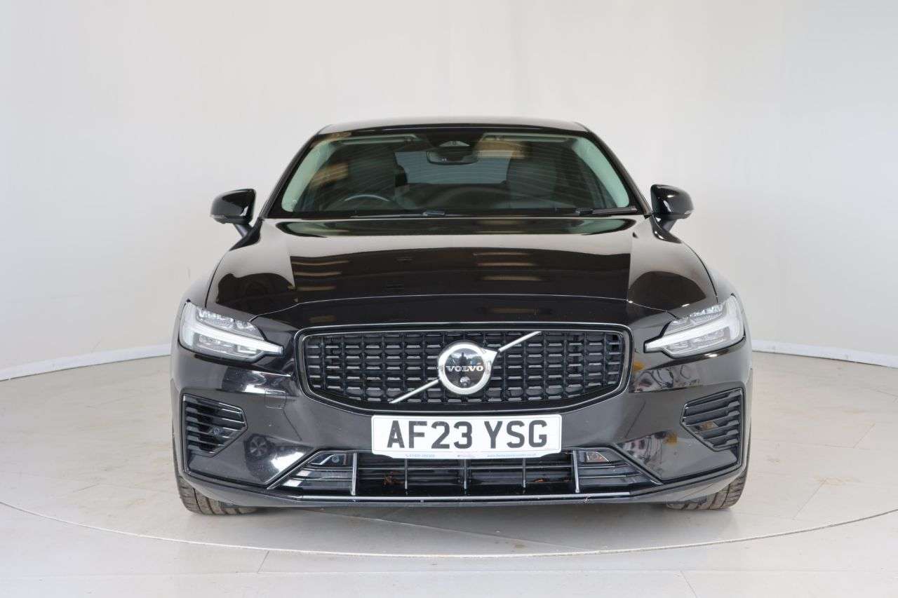 2023 VOLVO S60 2023 VOLVO S60