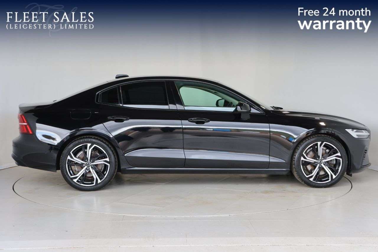 A 2023 VOLVO S60 2.0h T8 Recharge 18.8kWh R-Design Saloon 4dr Petrol Plug-in Hybrid Auto AWD A 2023 VOLVO S60 2.0h T8 Recharge 18.8kWh R-Design Saloon 4dr Petrol Plug-in Hybrid Auto AWD