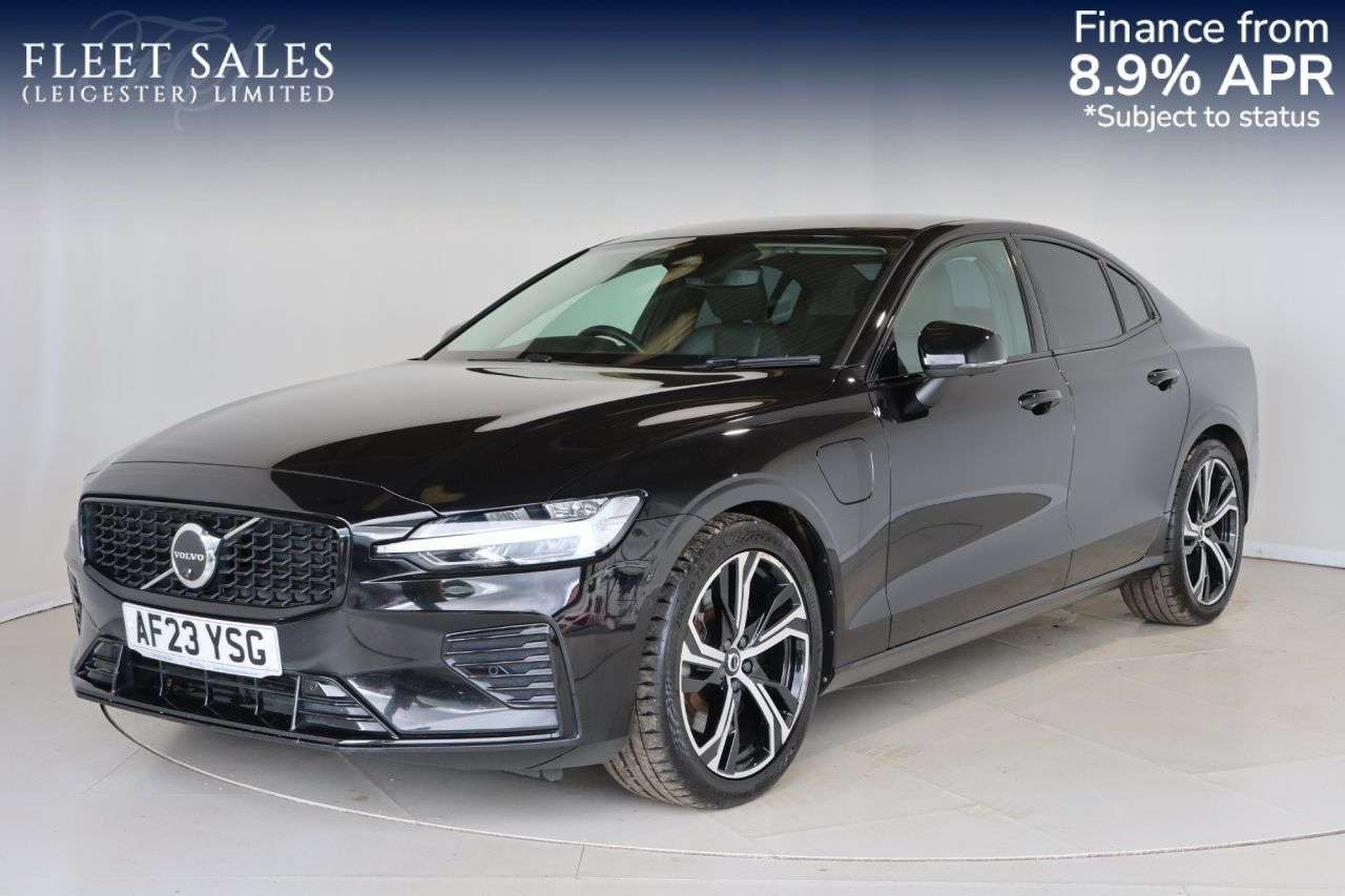 A 2023 VOLVO S60 2.0h T8 Recharge 18.8kWh R-Design Saloon 4dr Petrol Plug-in Hybrid Auto AWD A 2023 VOLVO S60 2.0h T8 Recharge 18.8kWh R-Design Saloon 4dr Petrol Plug-in Hybrid Auto AWD